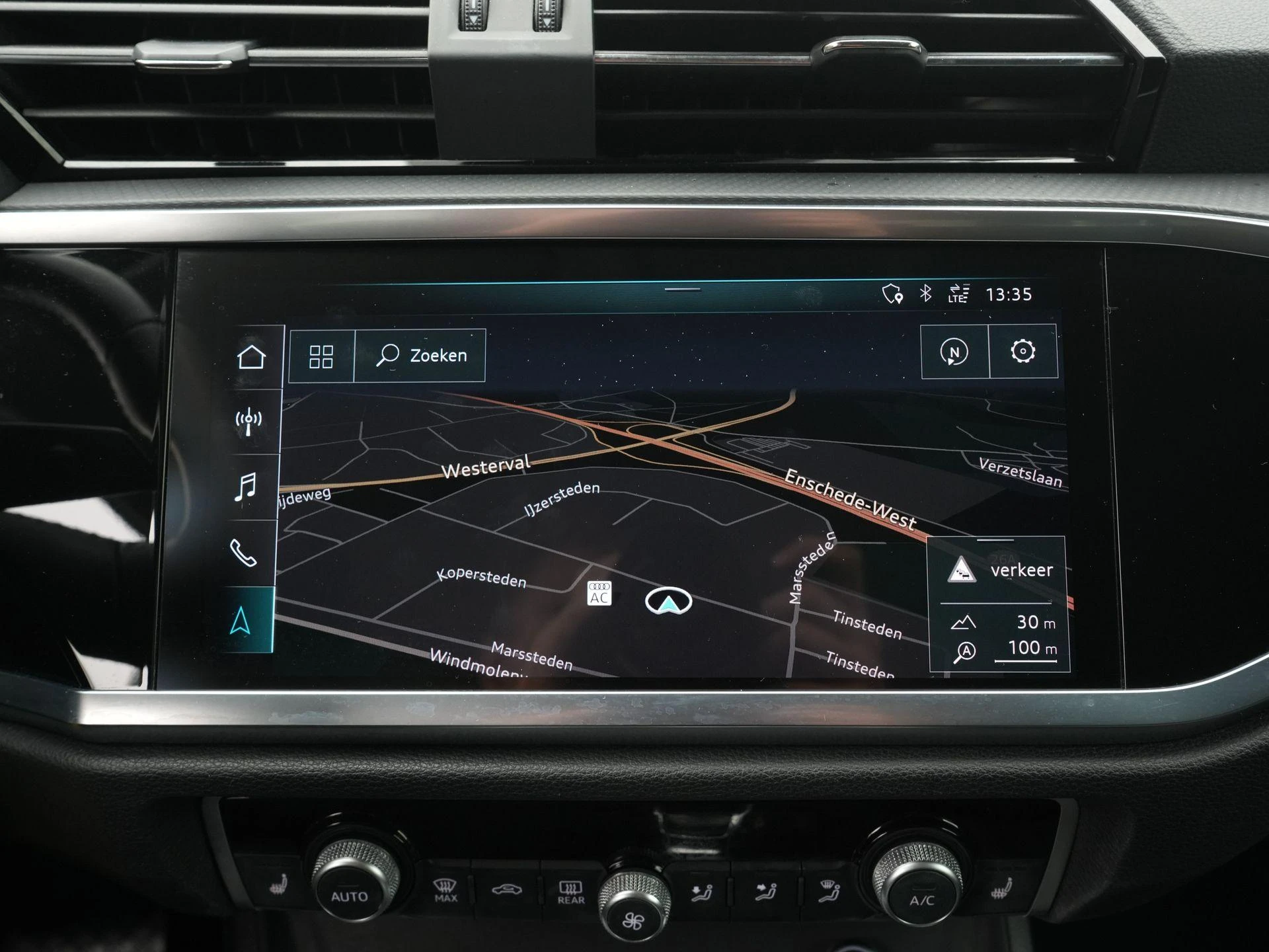 Audi-Q3-image-14