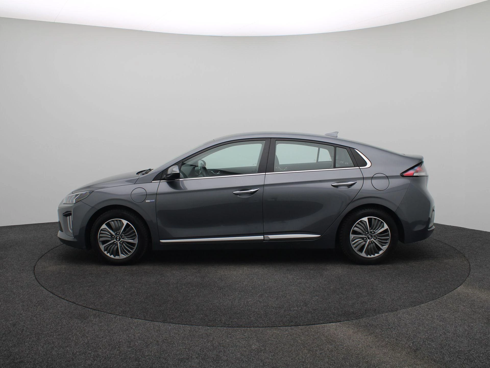 Hyundai IONIQ 1.6 GDi PHEV Premium