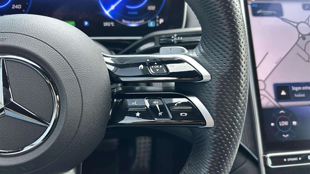 Mercedes-Benz-EQE-image-12