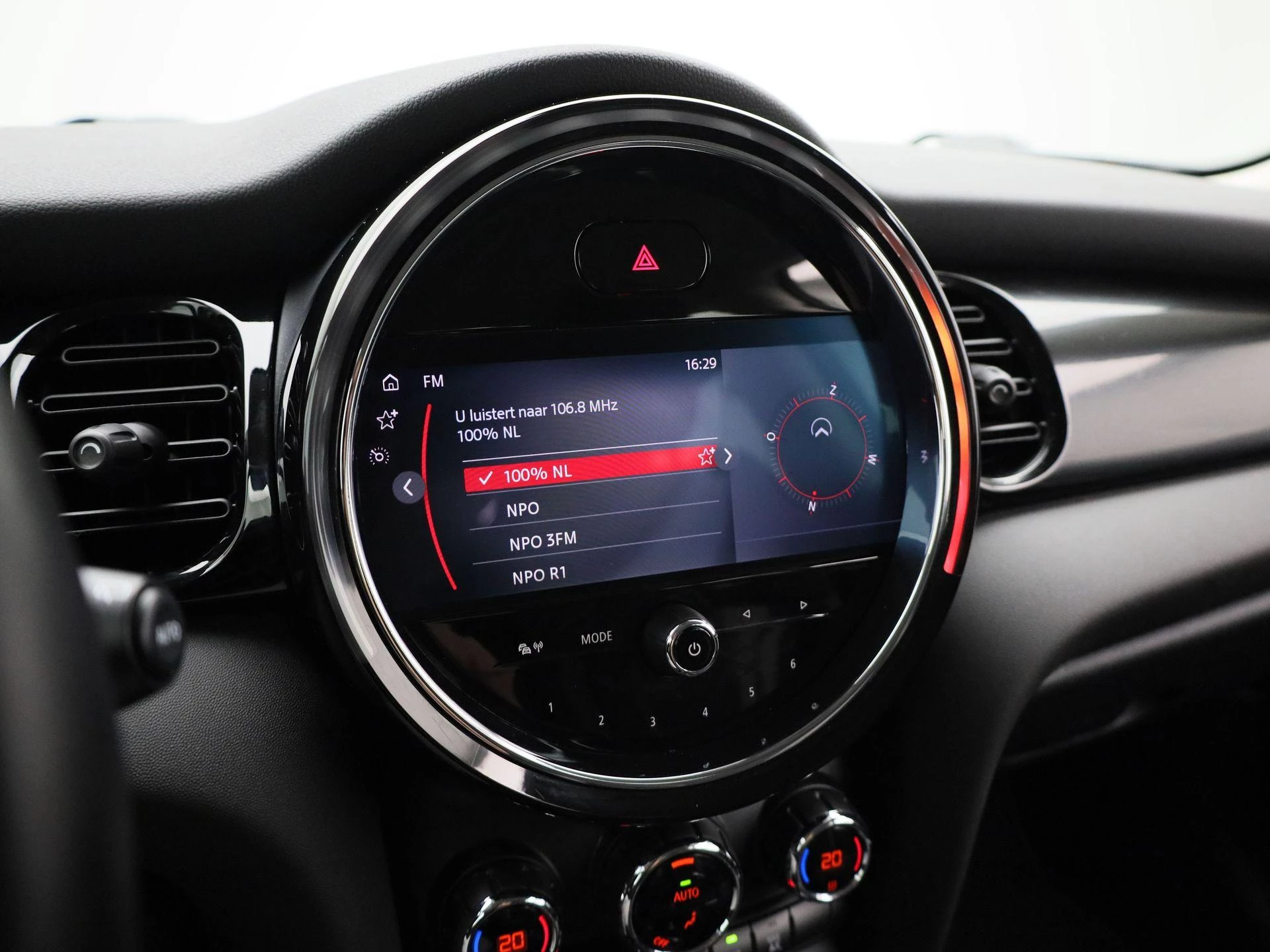 MINI-Cooper S-image-23