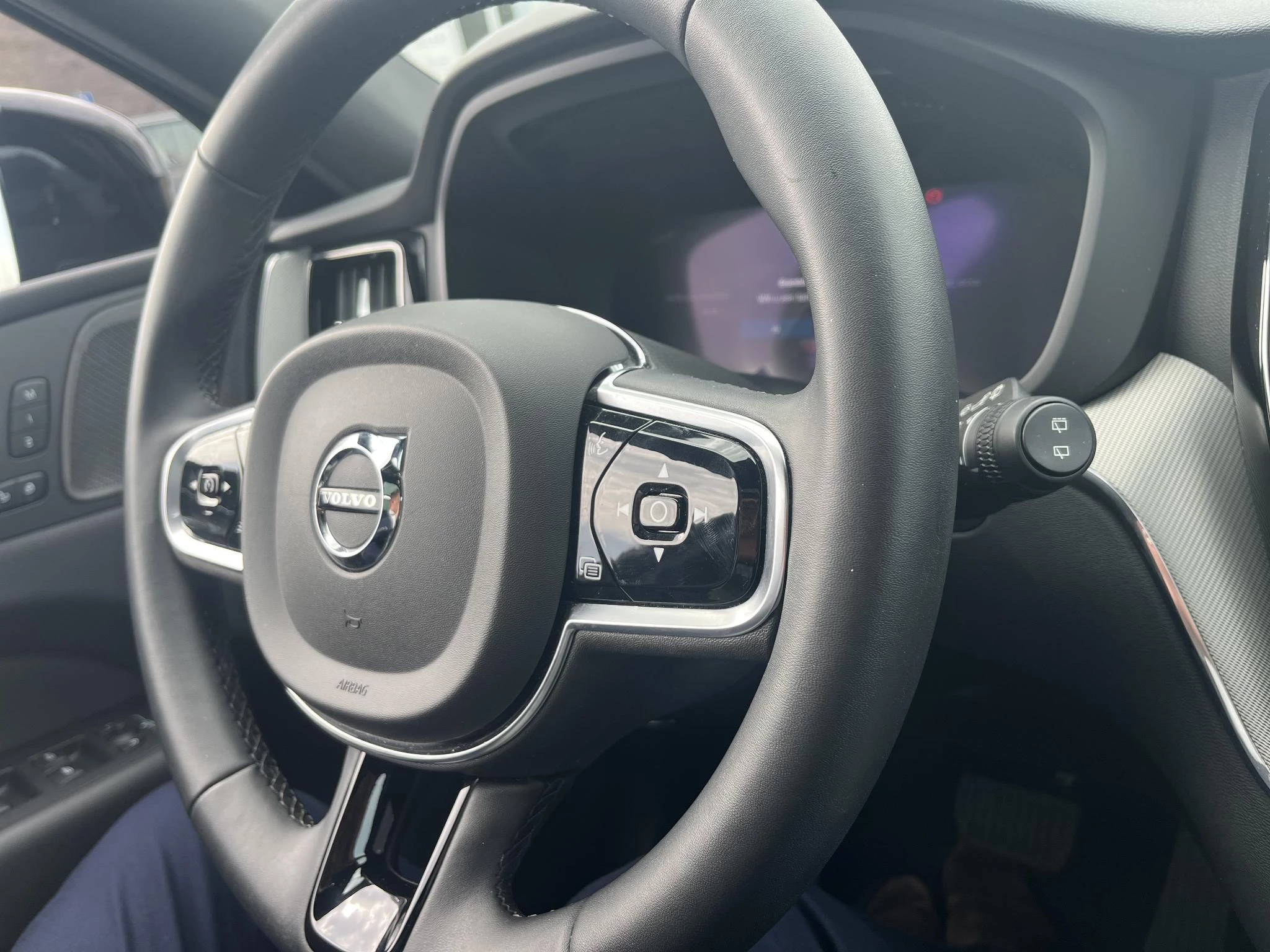 Volvo-XC60-image-14