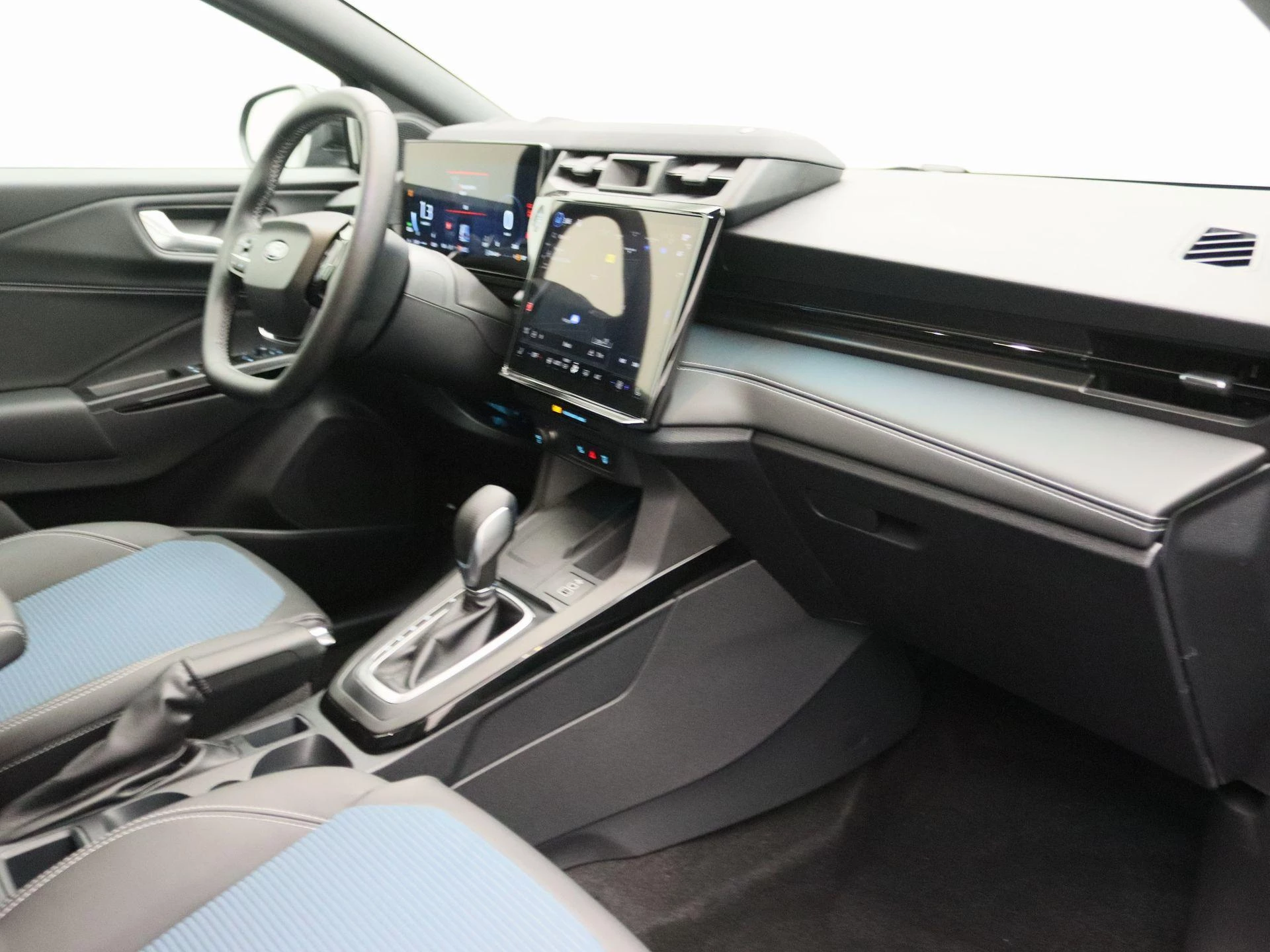 Ford-Puma-image-22