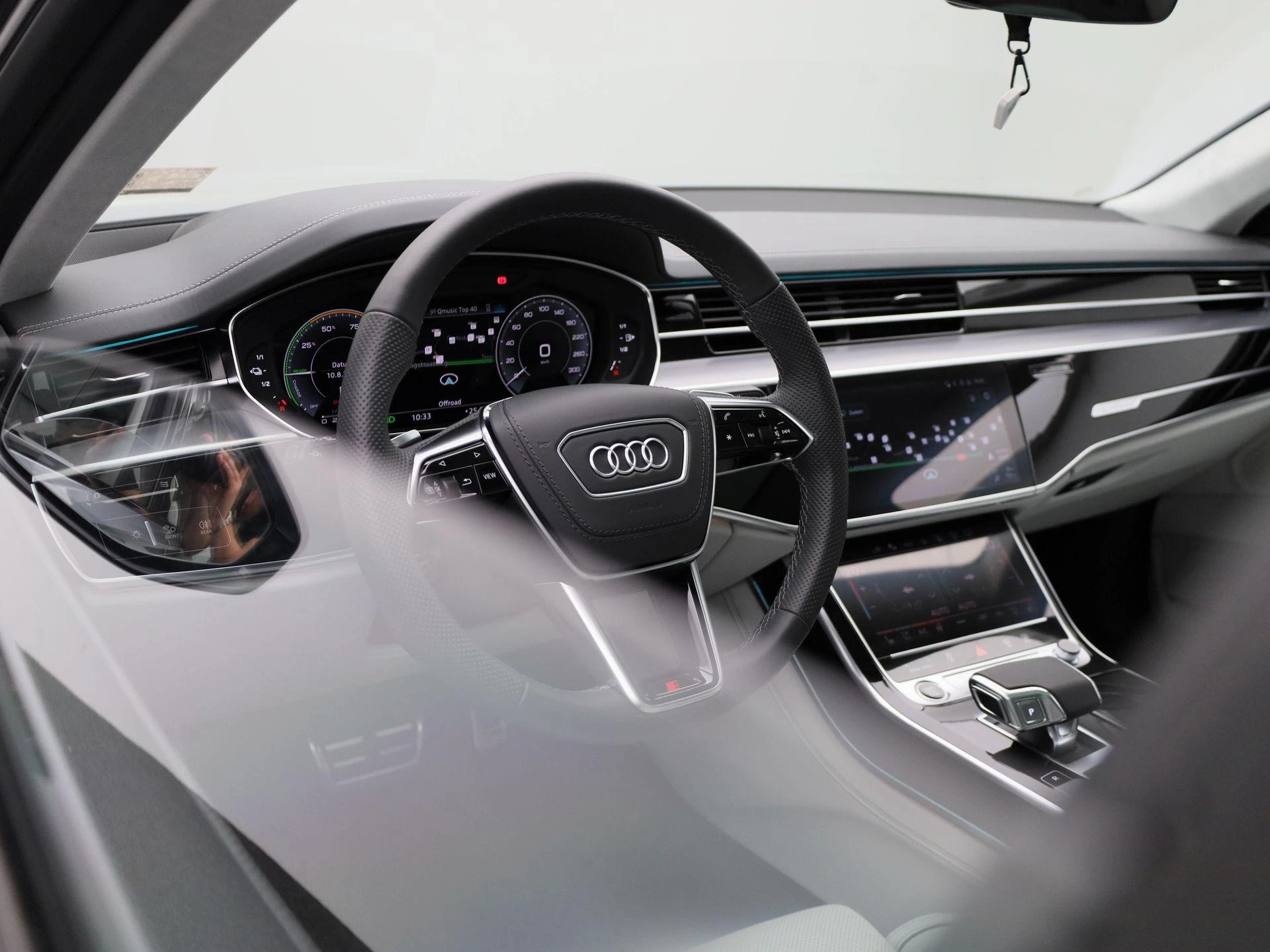 Audi-A8-image-68