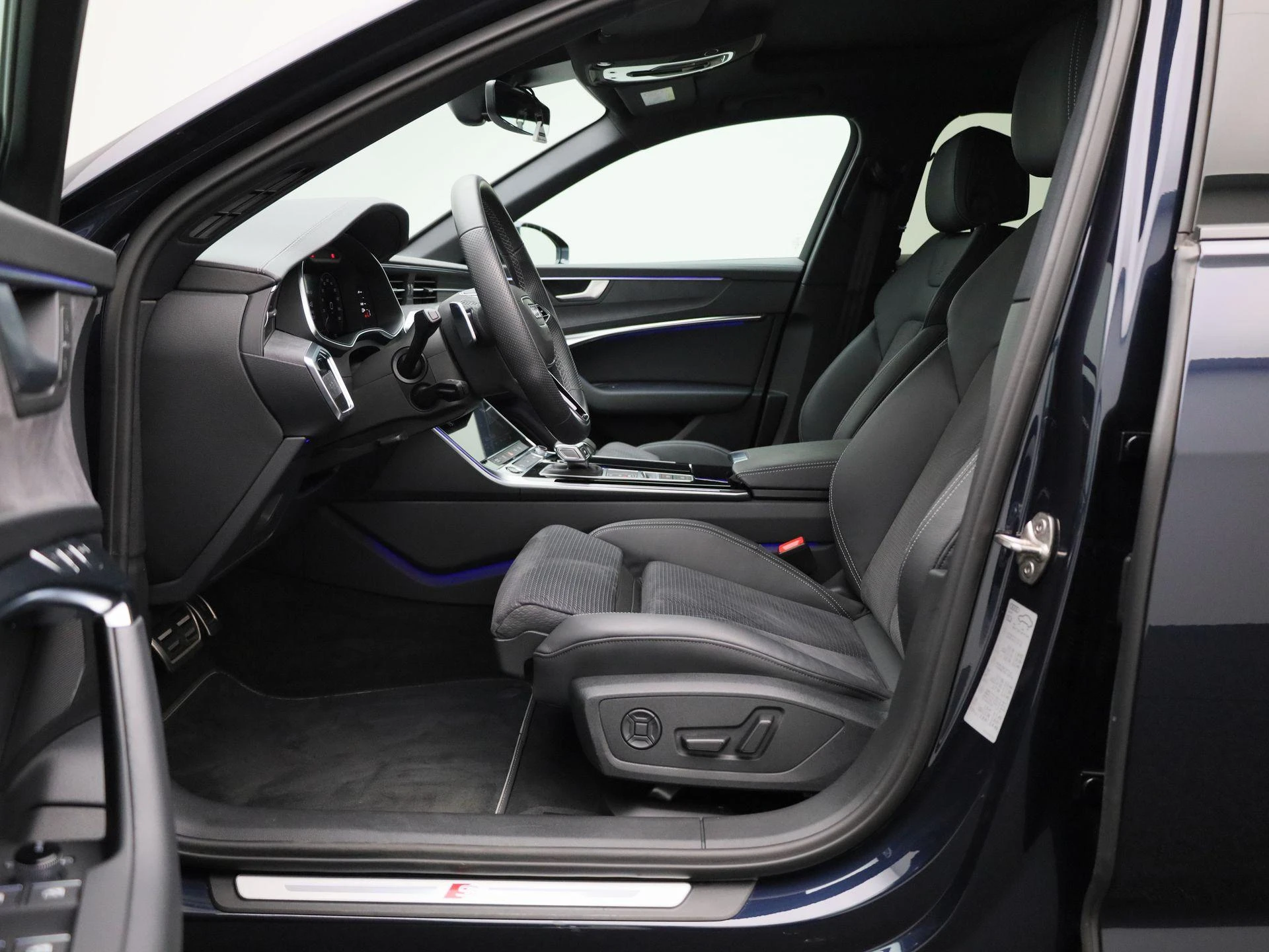 Audi-A6-image-10