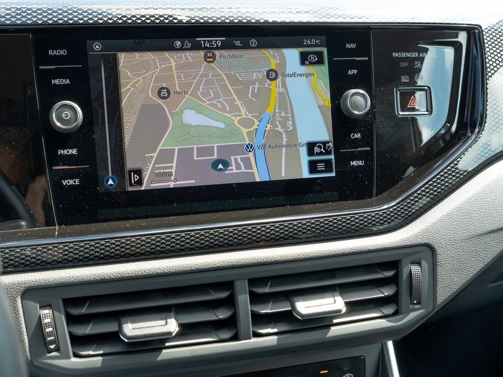 Volkswagen-Polo-image-11