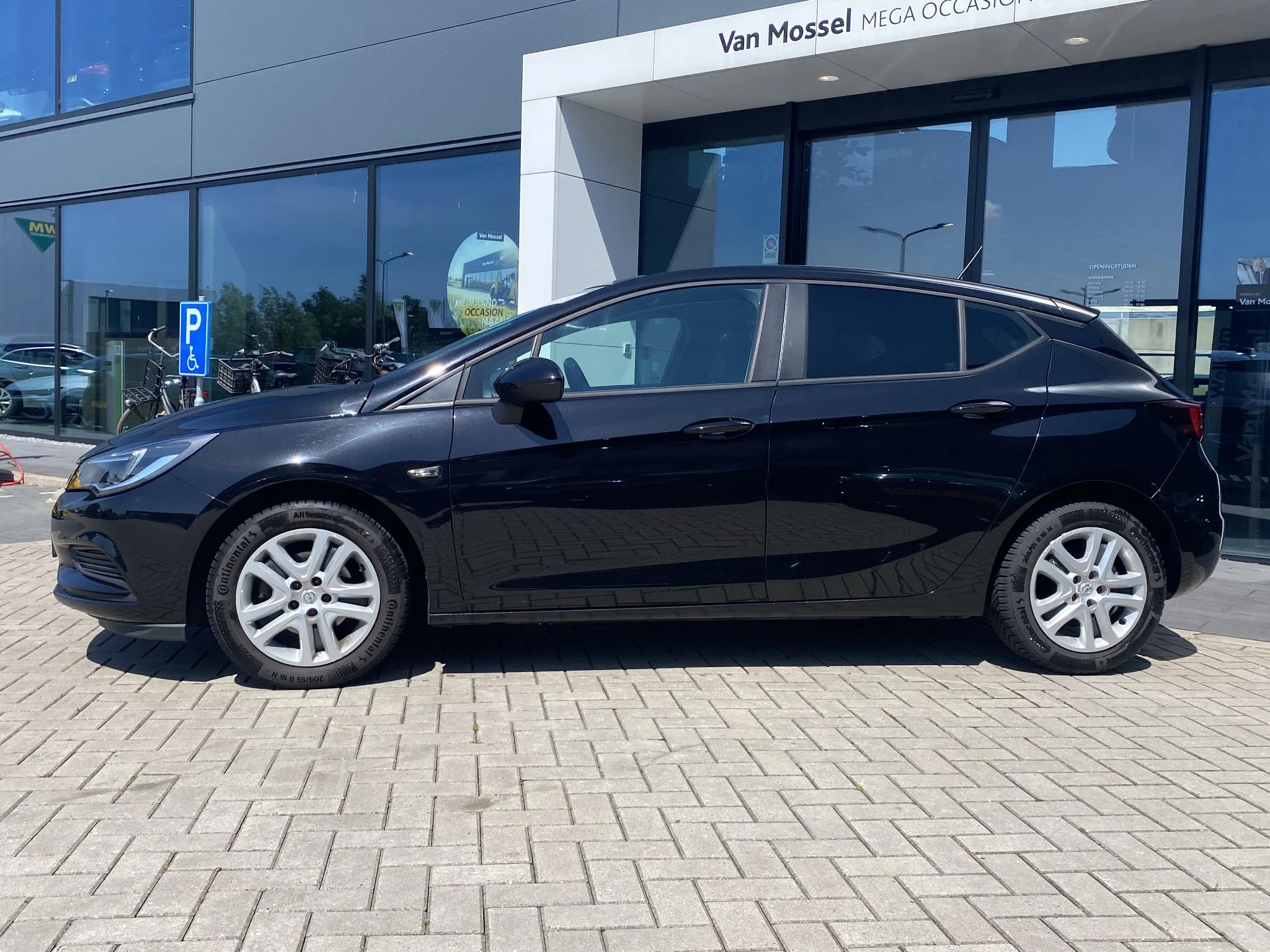 Opel Astra 1.0 Online Edition