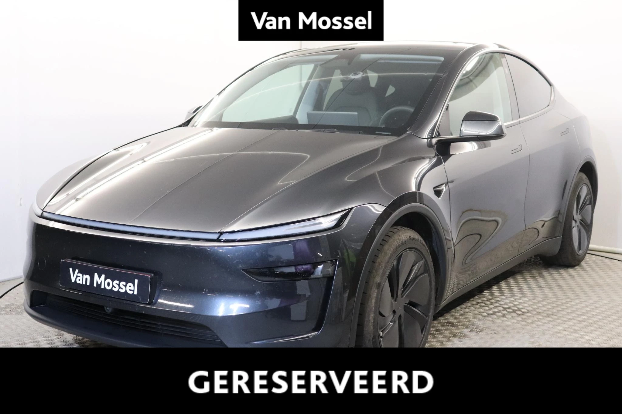 Tesla-Model Y-image-0
