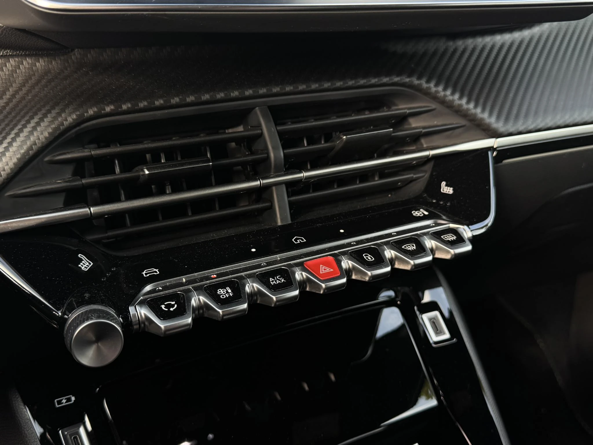 Peugeot-2008-image-13