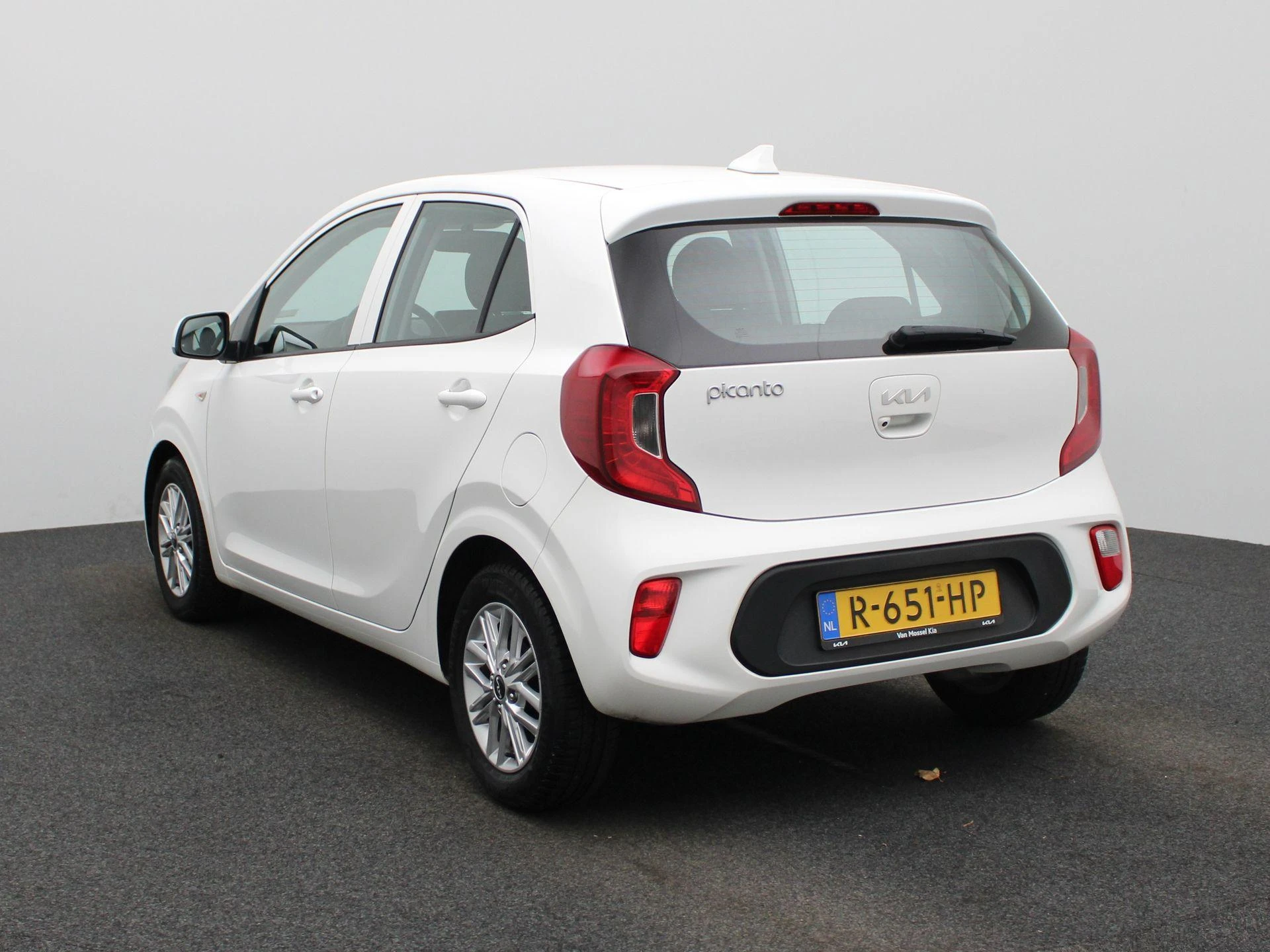 Kia-Picanto-image-2