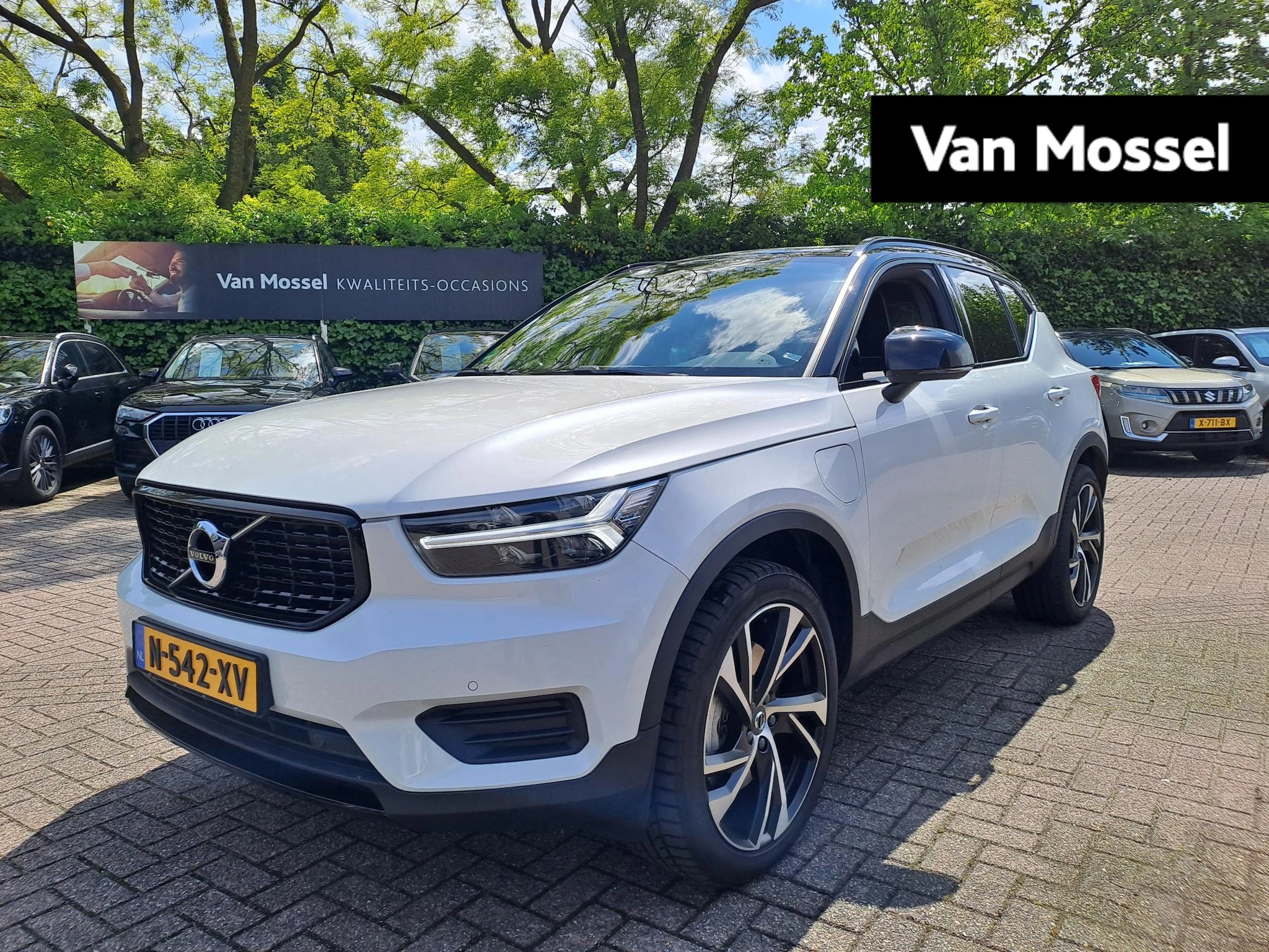 Volvo-XC40-image-0
