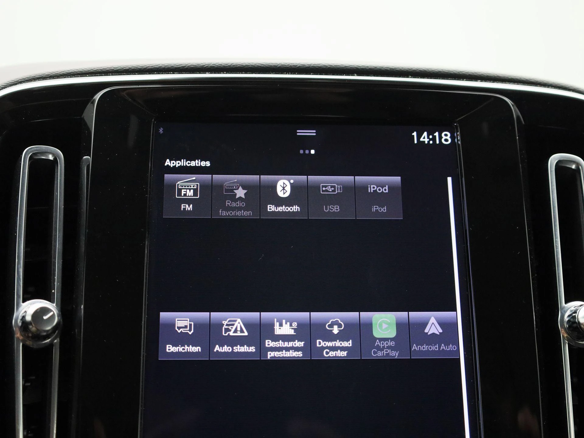 Volvo-XC40-image-30