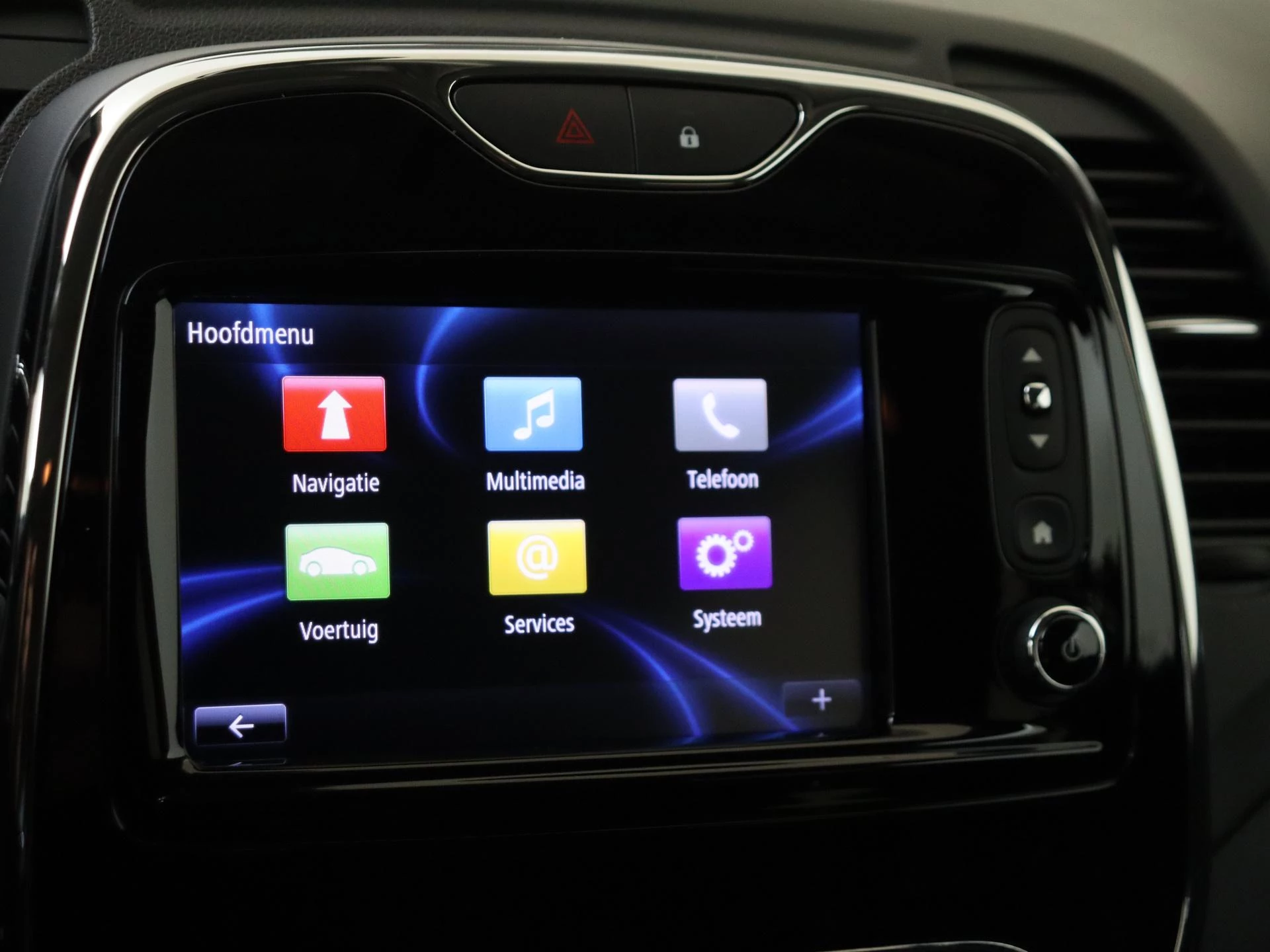 Renault-Captur-image-15