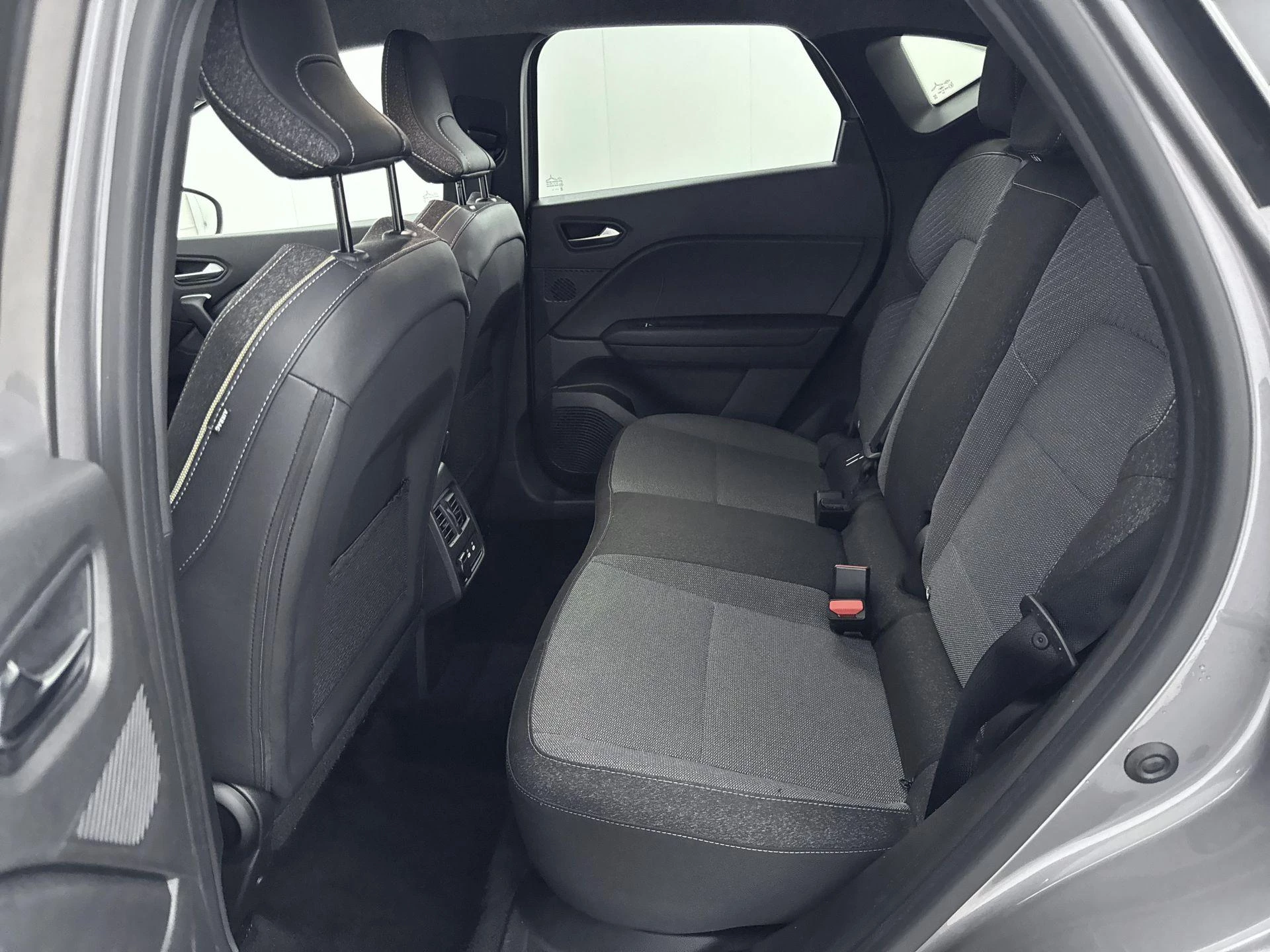 Renault-Captur-image-24