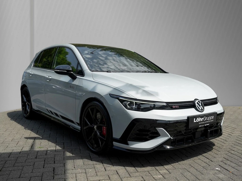 Volkswagen Golf GTI Clubsport 2.0 TSI DSG "1,49%" Akrapovic, IQ.Light, 360°Kam., ACC,