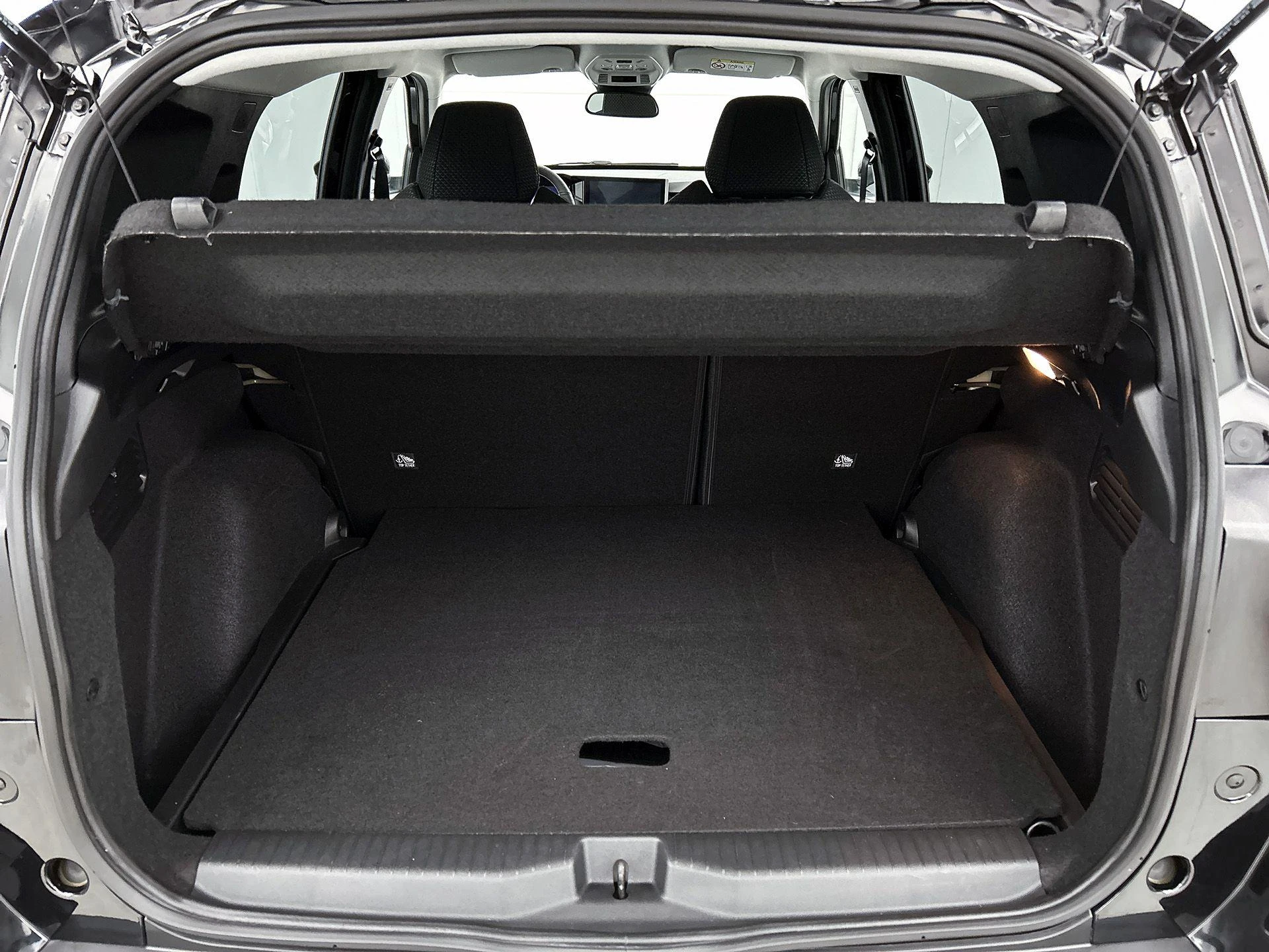 Opel-Frontera-image-21