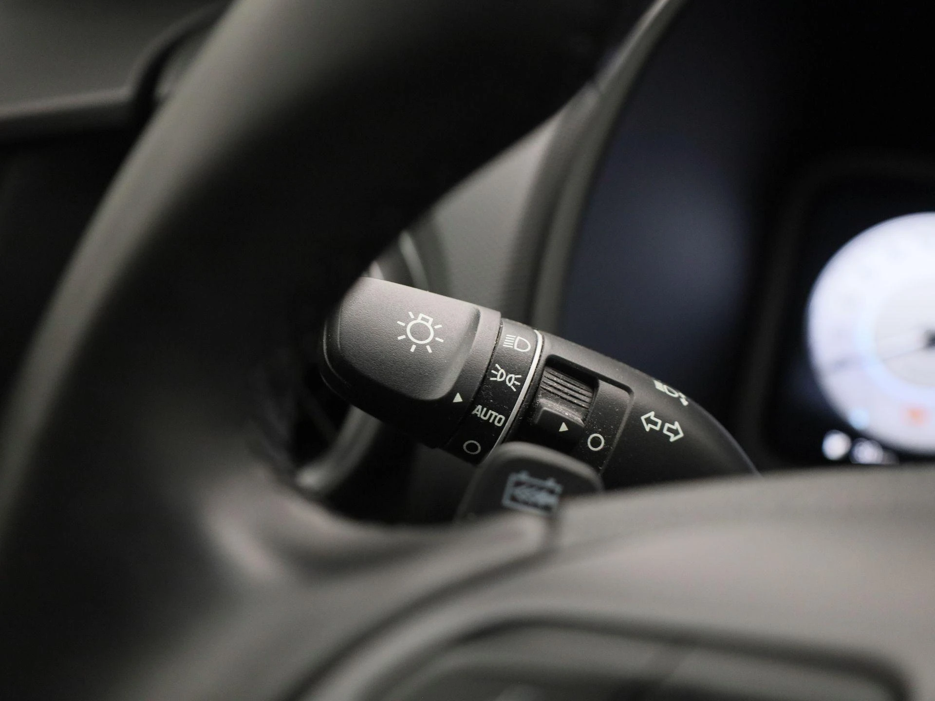 Hyundai-Kona-image-23
