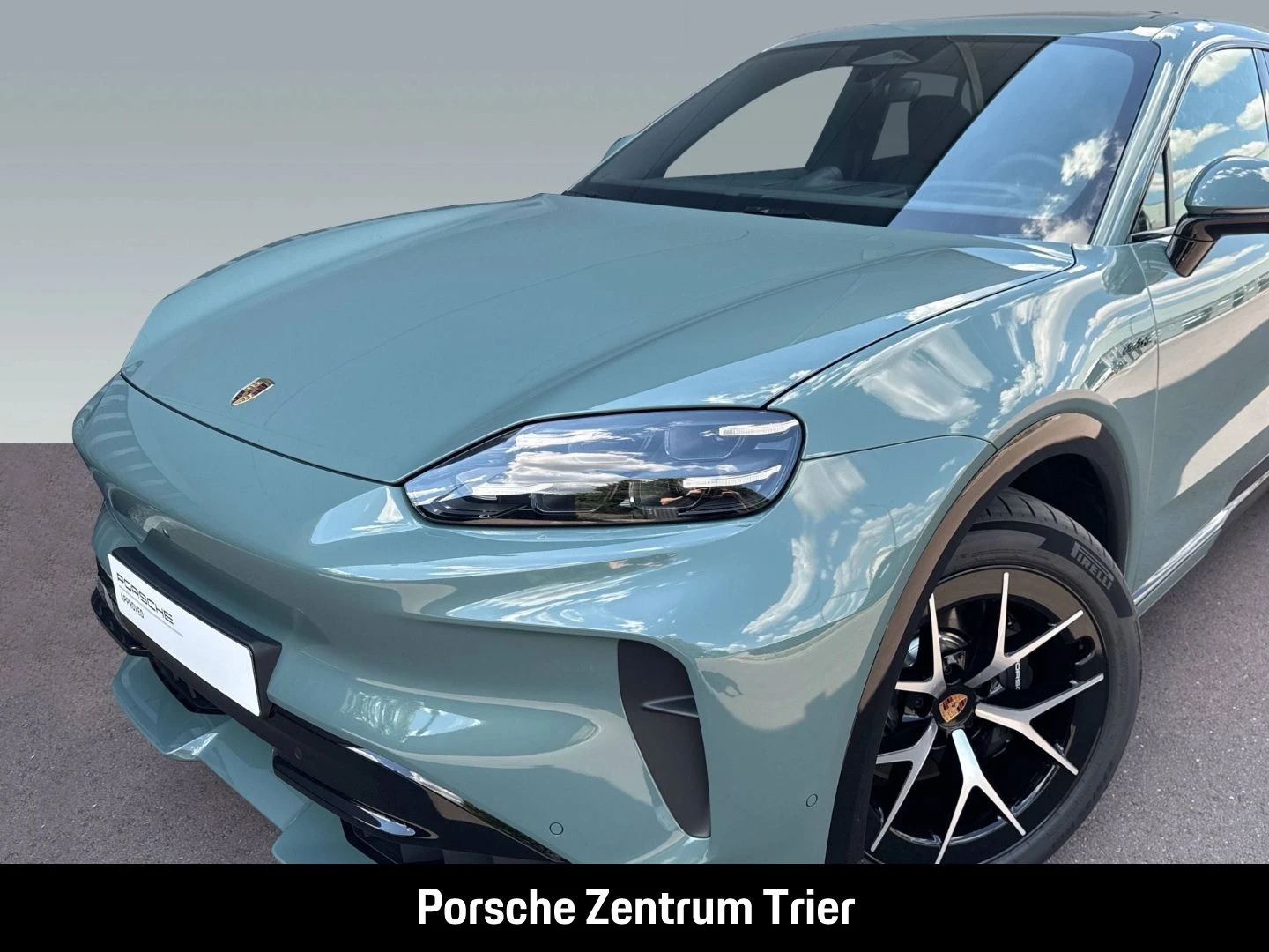 Porsche Cayenne Electric HA-Lenkung Head-Up BOSE 21-Zoll -