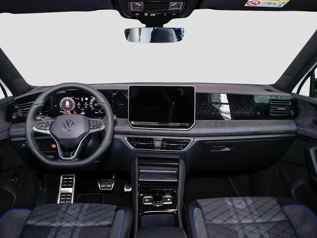 Volkswagen-Tiguan-image-7