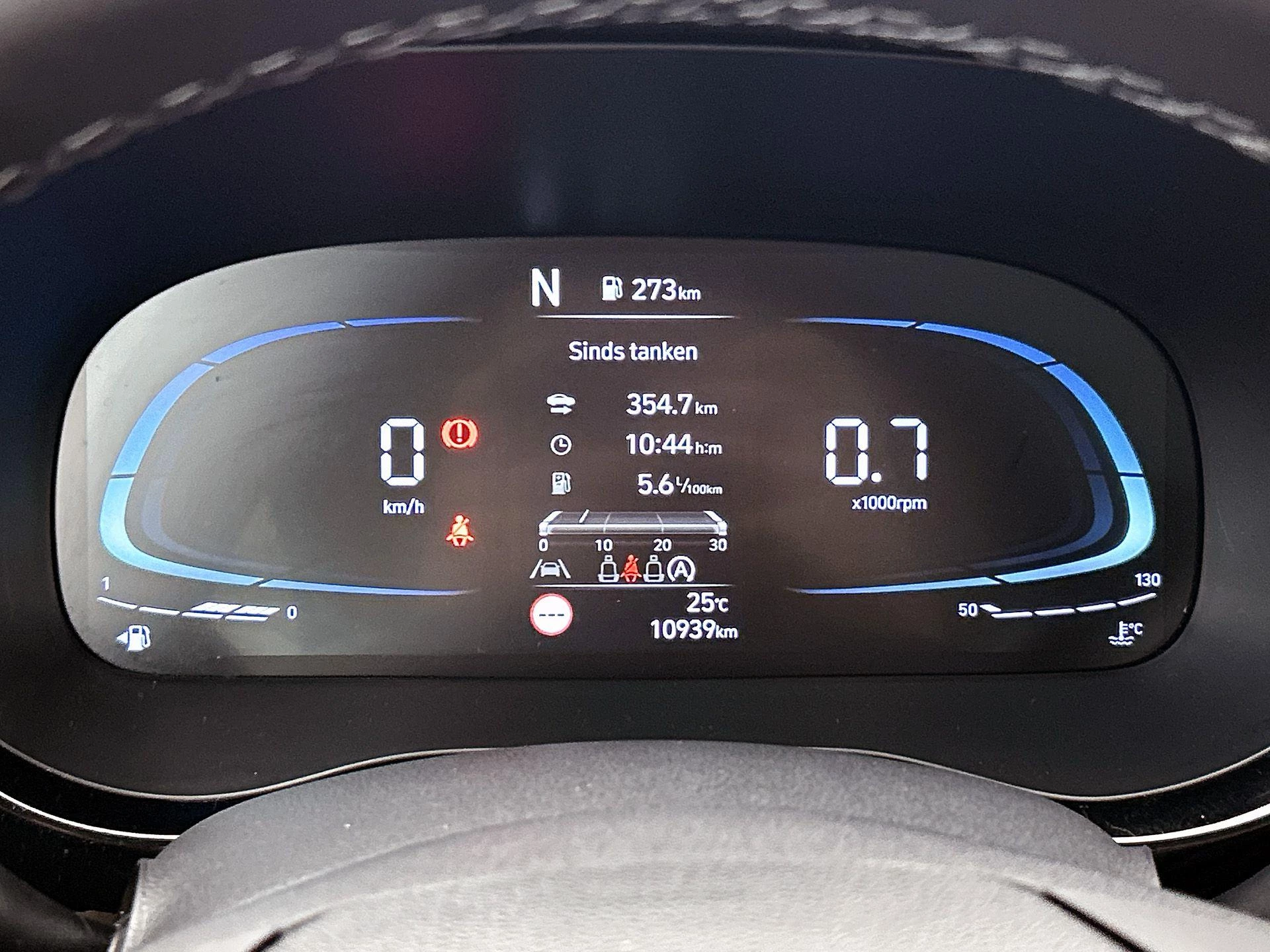 Hyundai-i10-image-8
