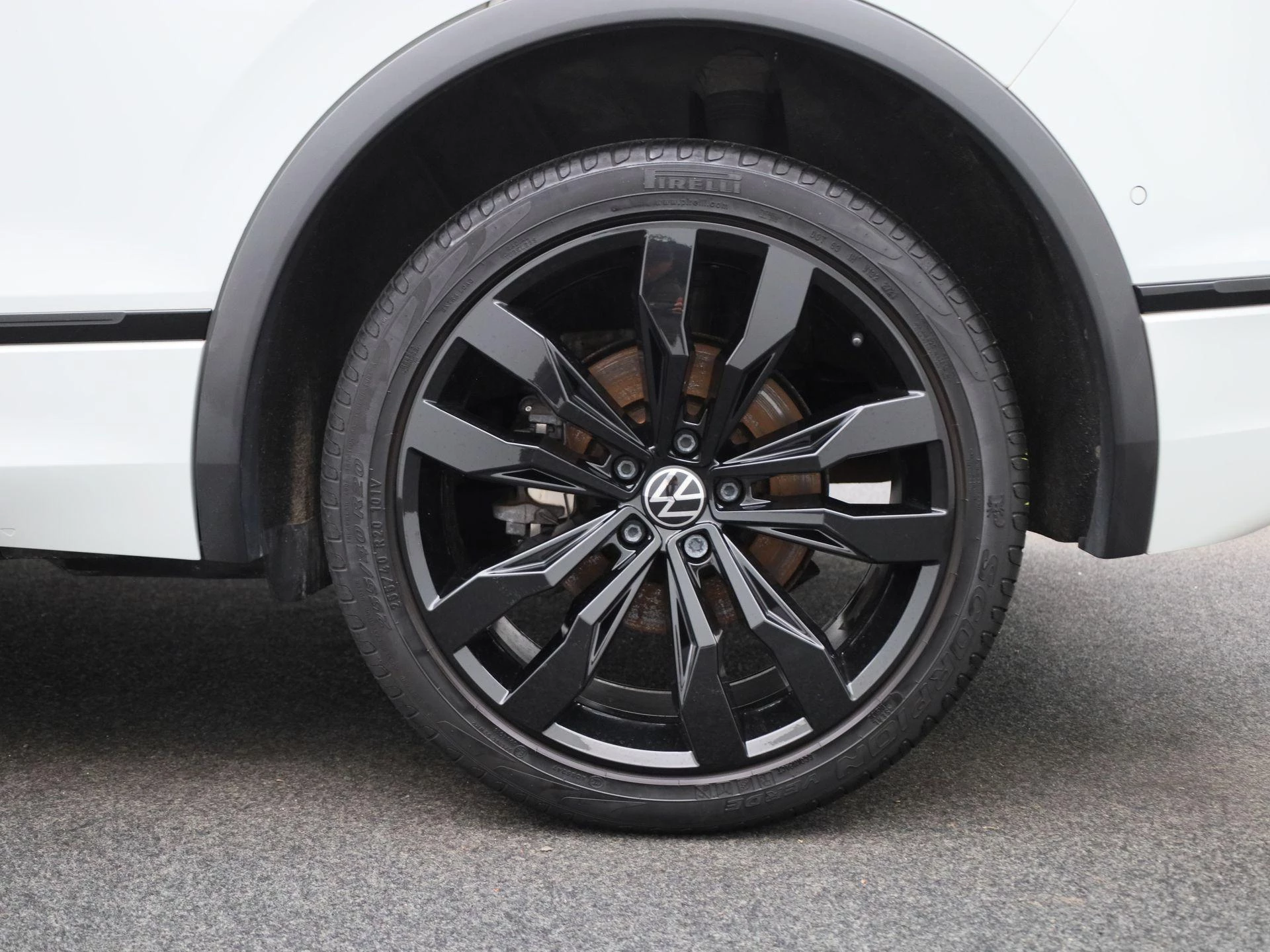 Volkswagen Tiguan 1.4 TSI eHybrid R-Line Business+ 245 PK|