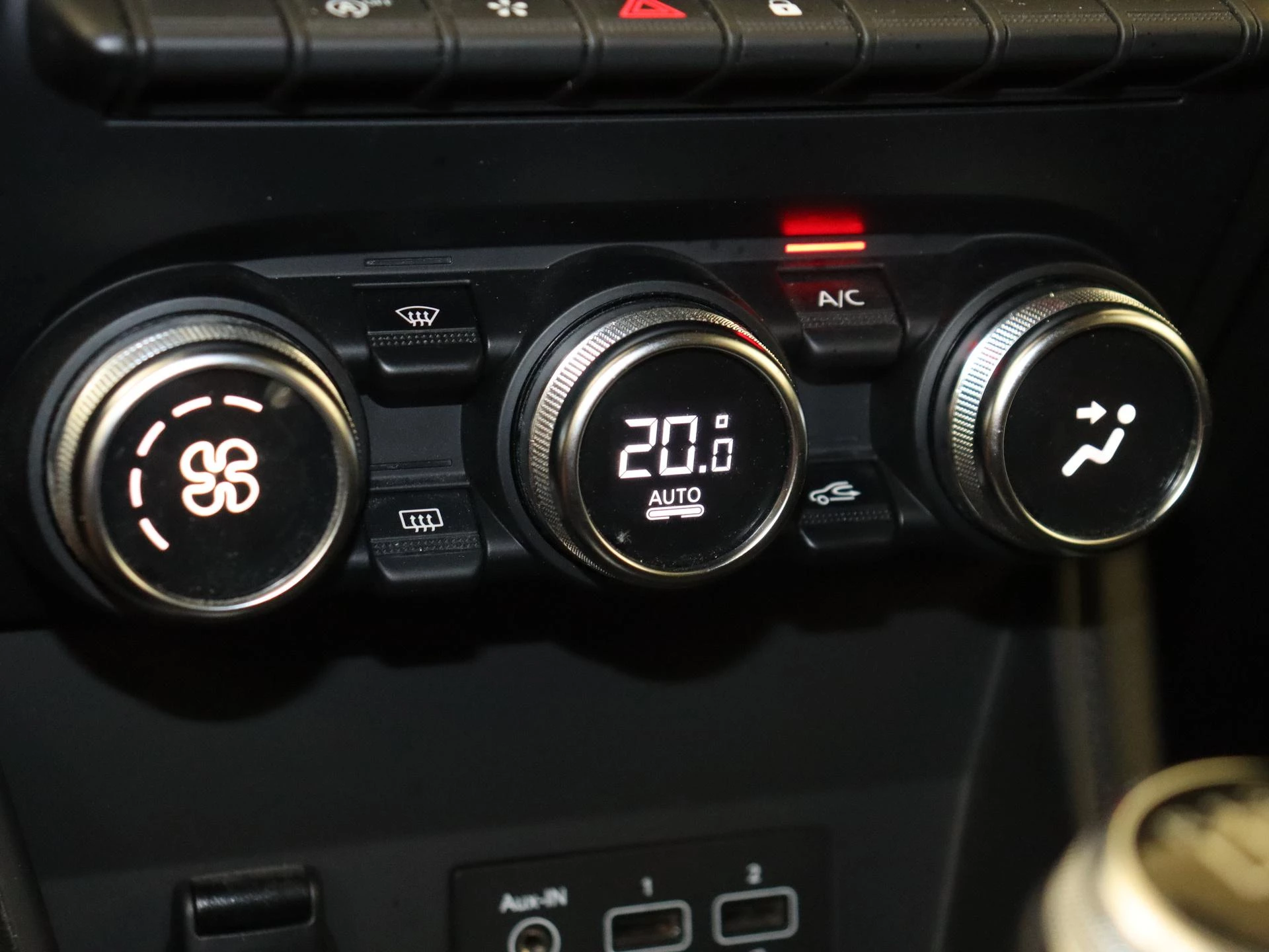 Renault-Captur-image-17