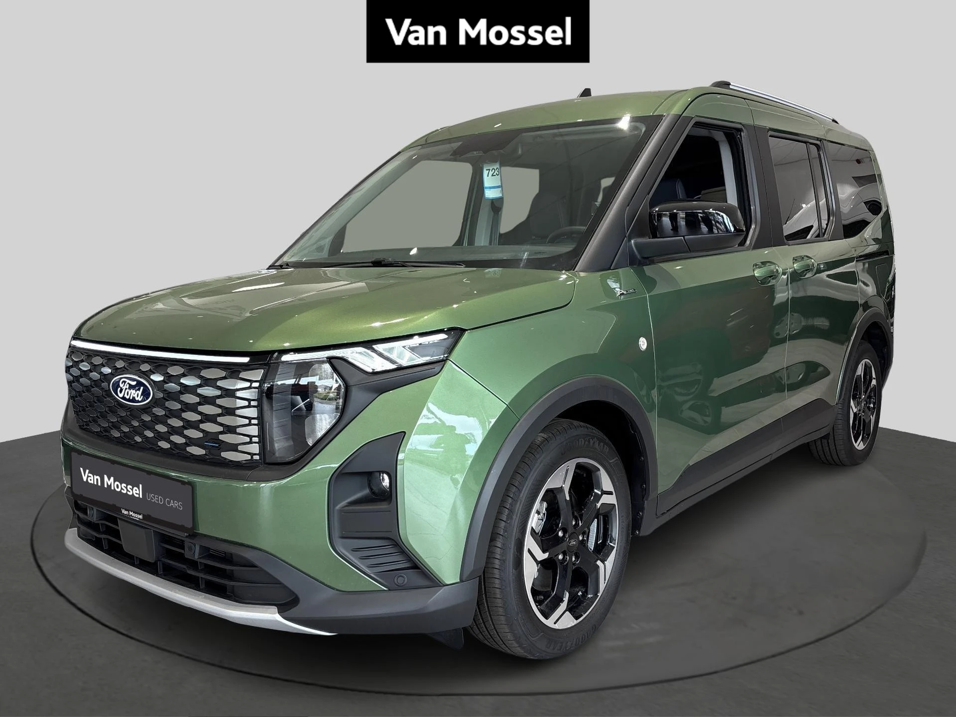 Ford-Tourneo Courier-image-0