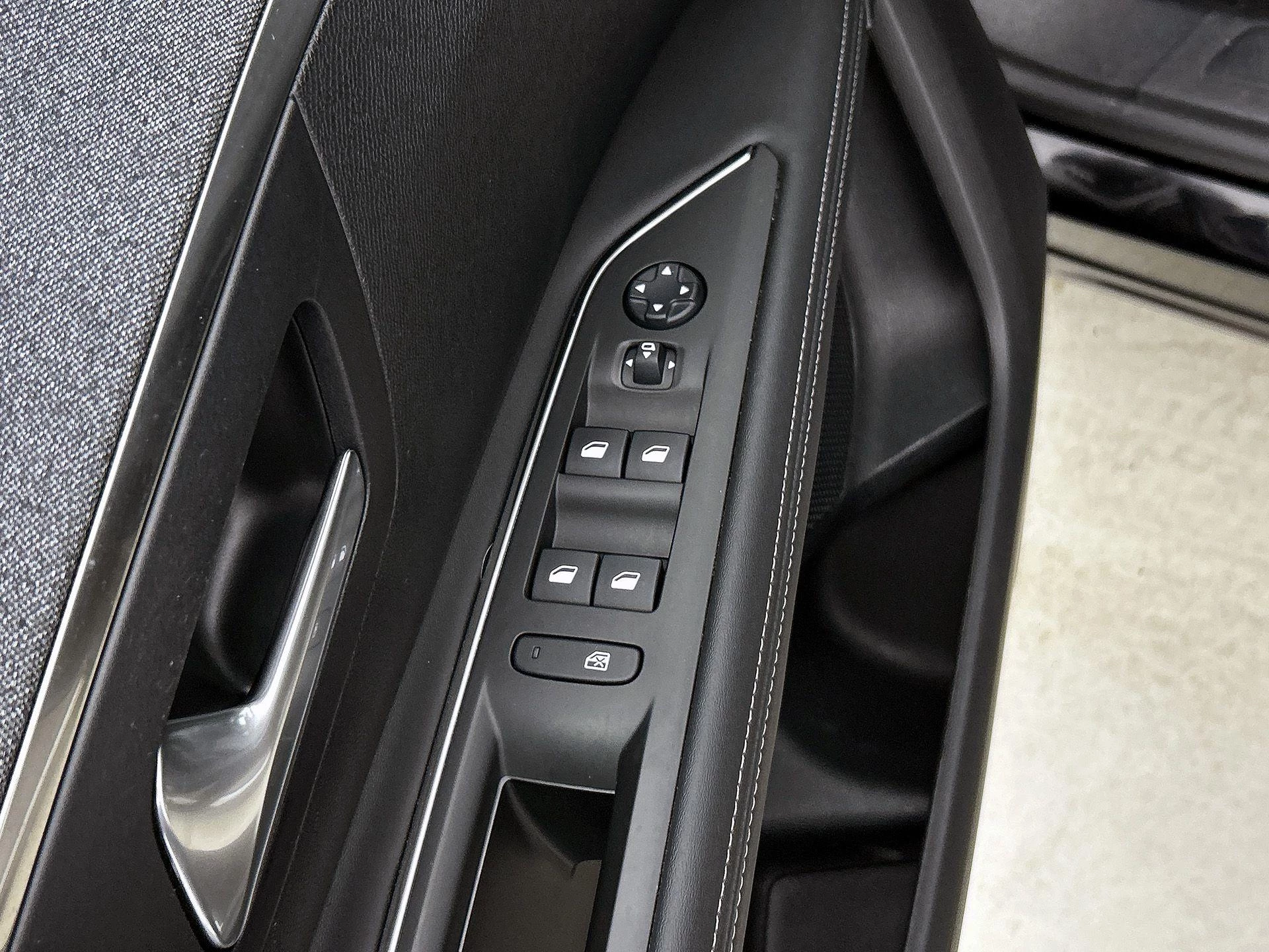 Peugeot 3008 1.2 PureTech Allure