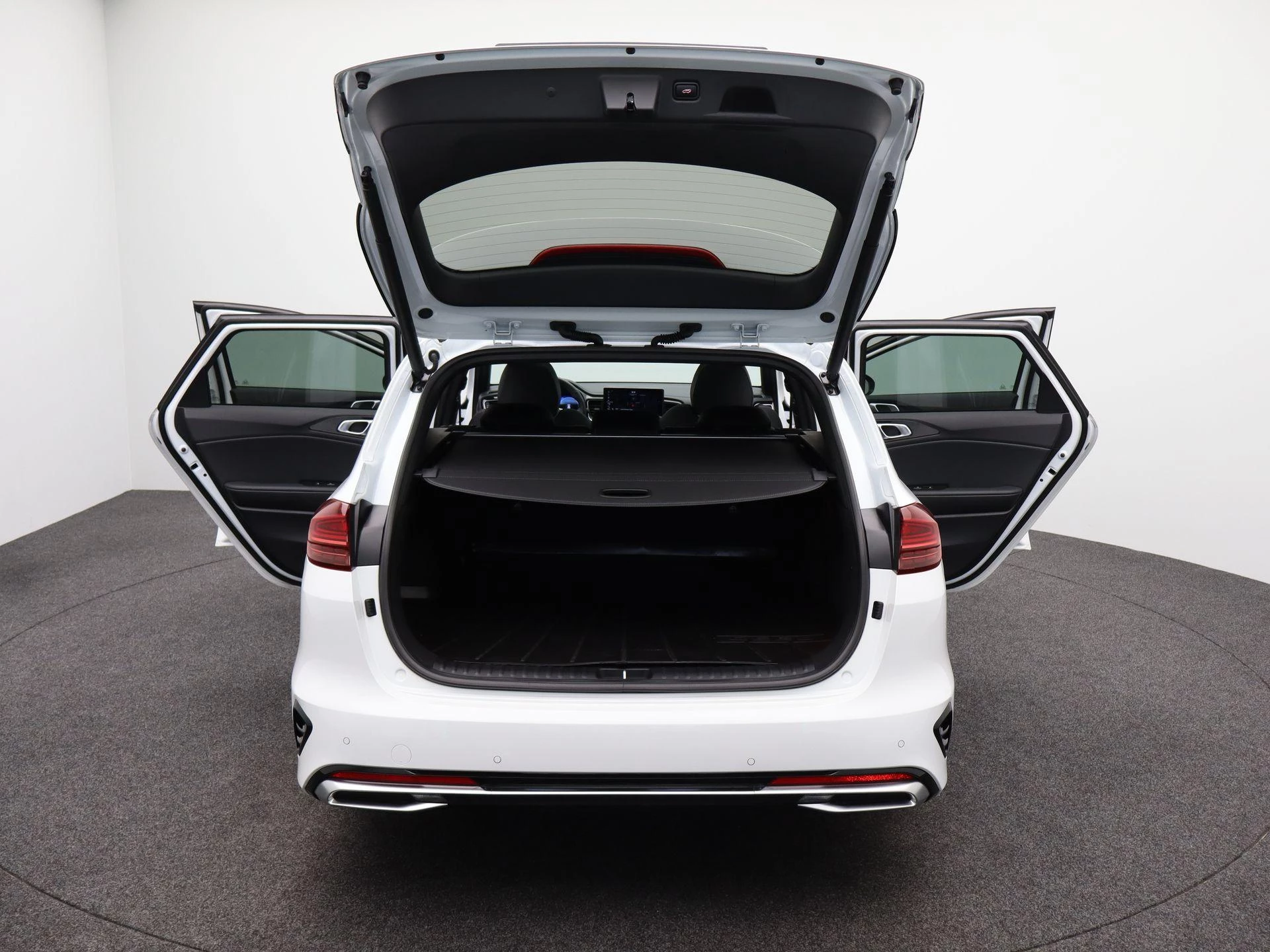 Kia-Ceed Sportswagon-image-33