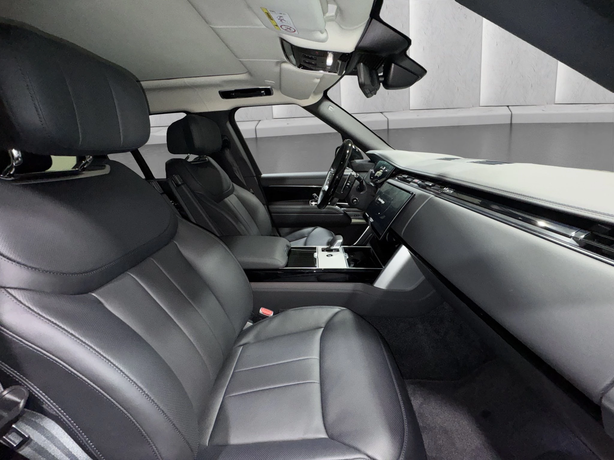 Land Rover-Range Rover-image-5