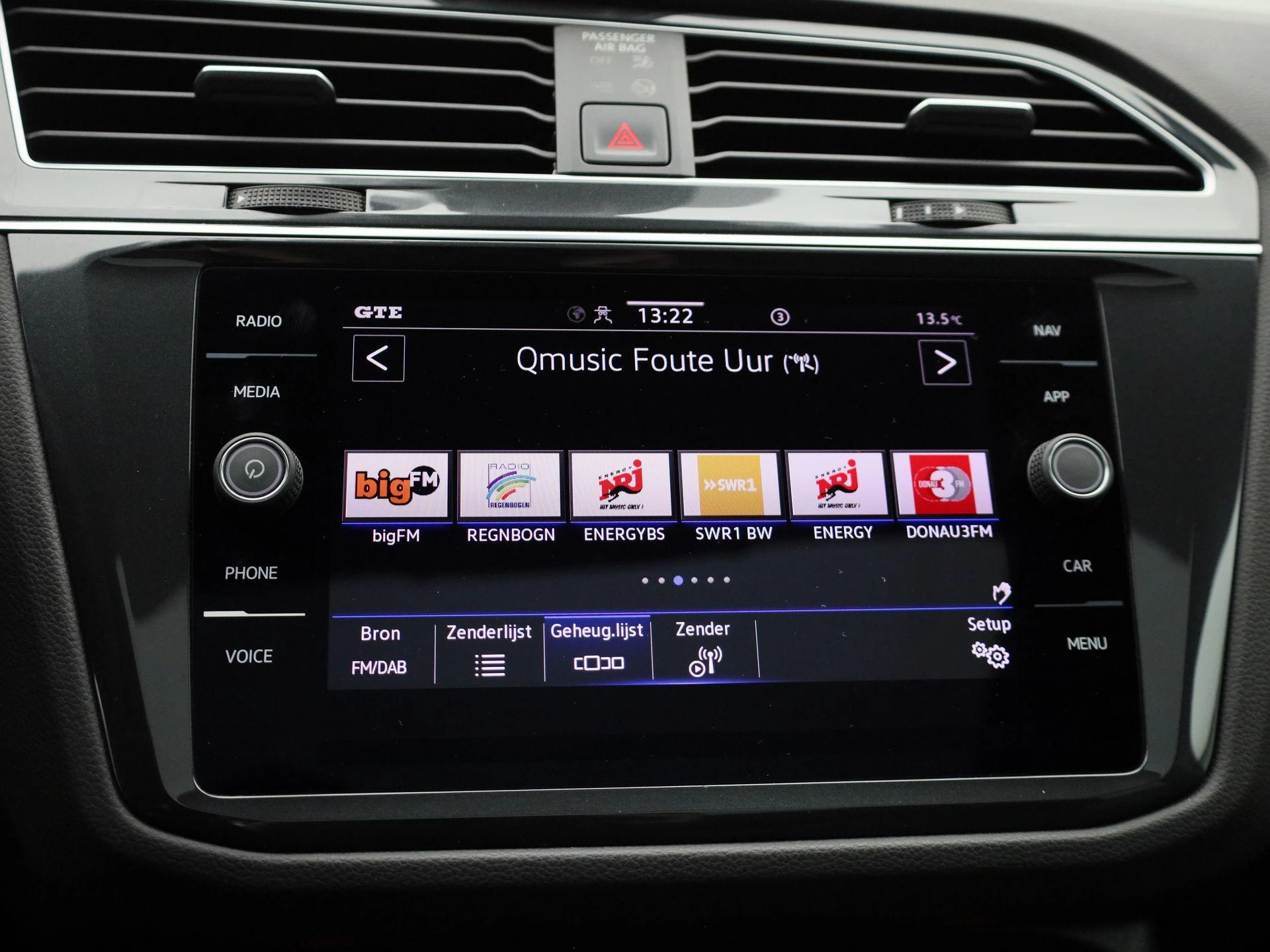 Volkswagen-Tiguan-image-21