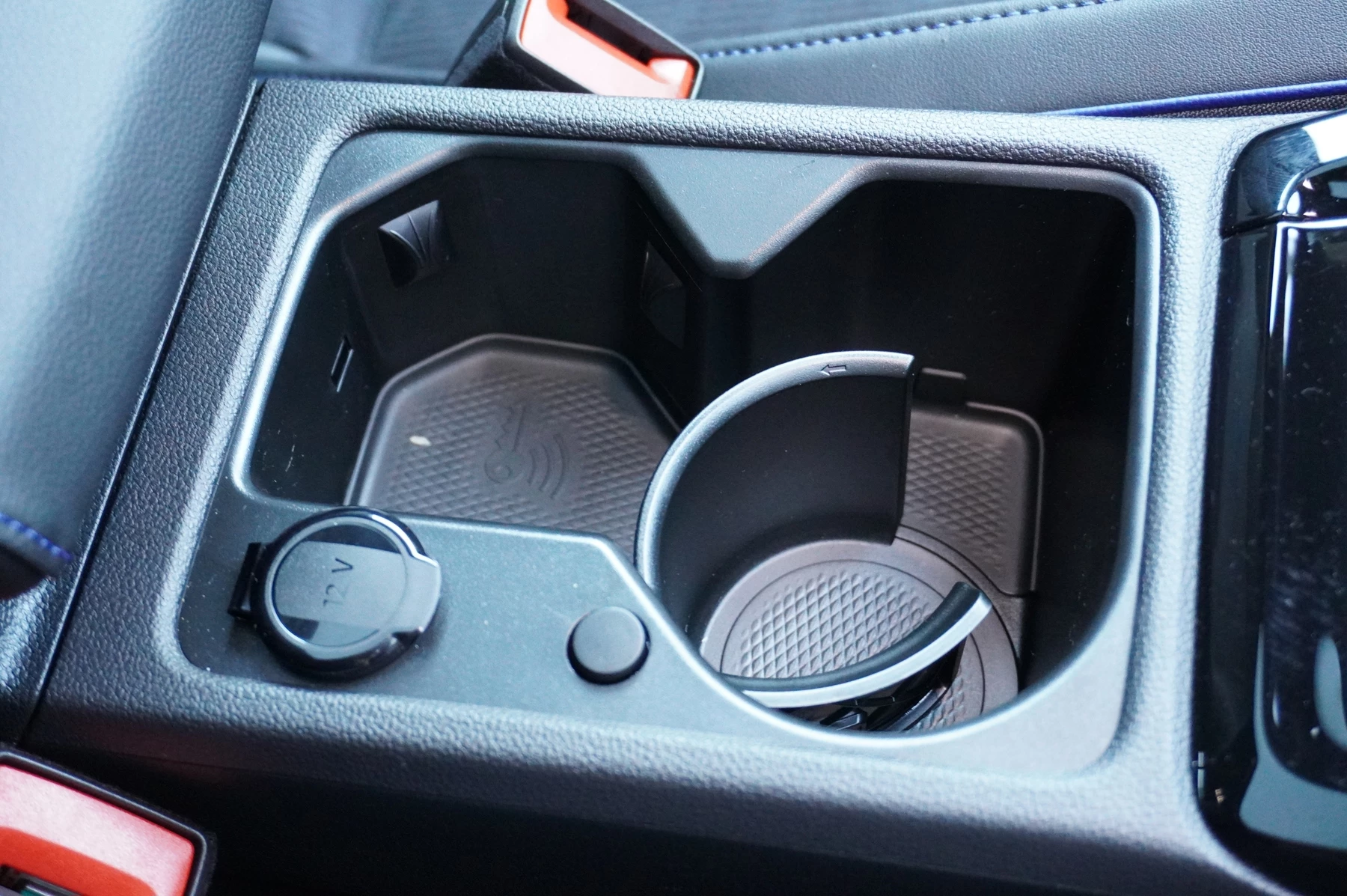 Volkswagen-Golf-image-48
