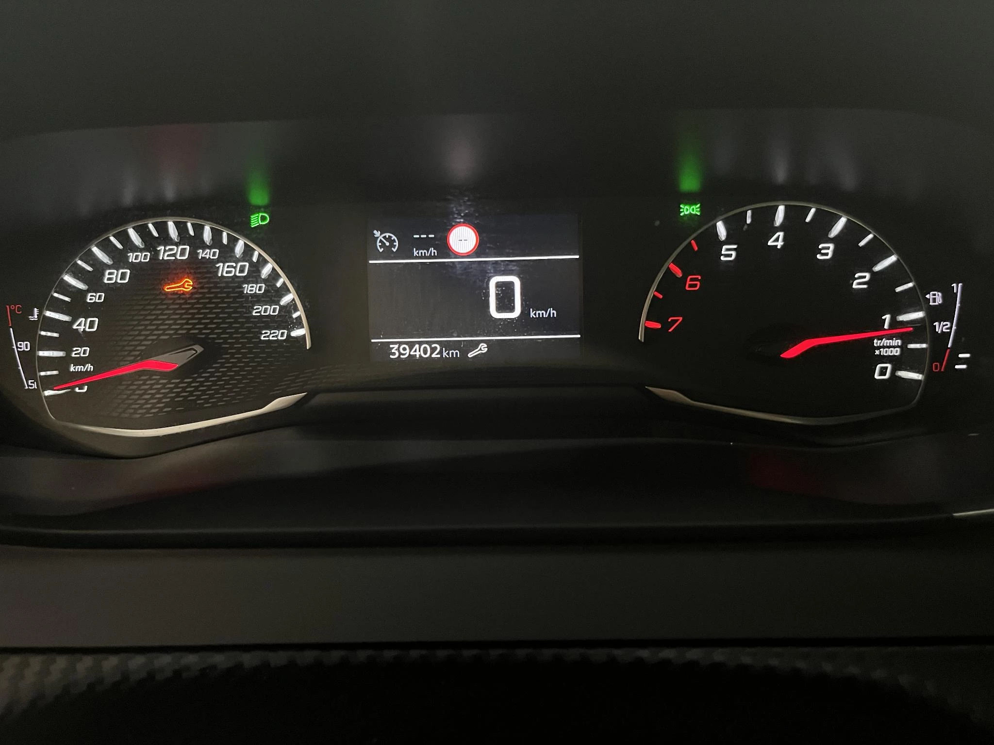 Peugeot-2008-image-6