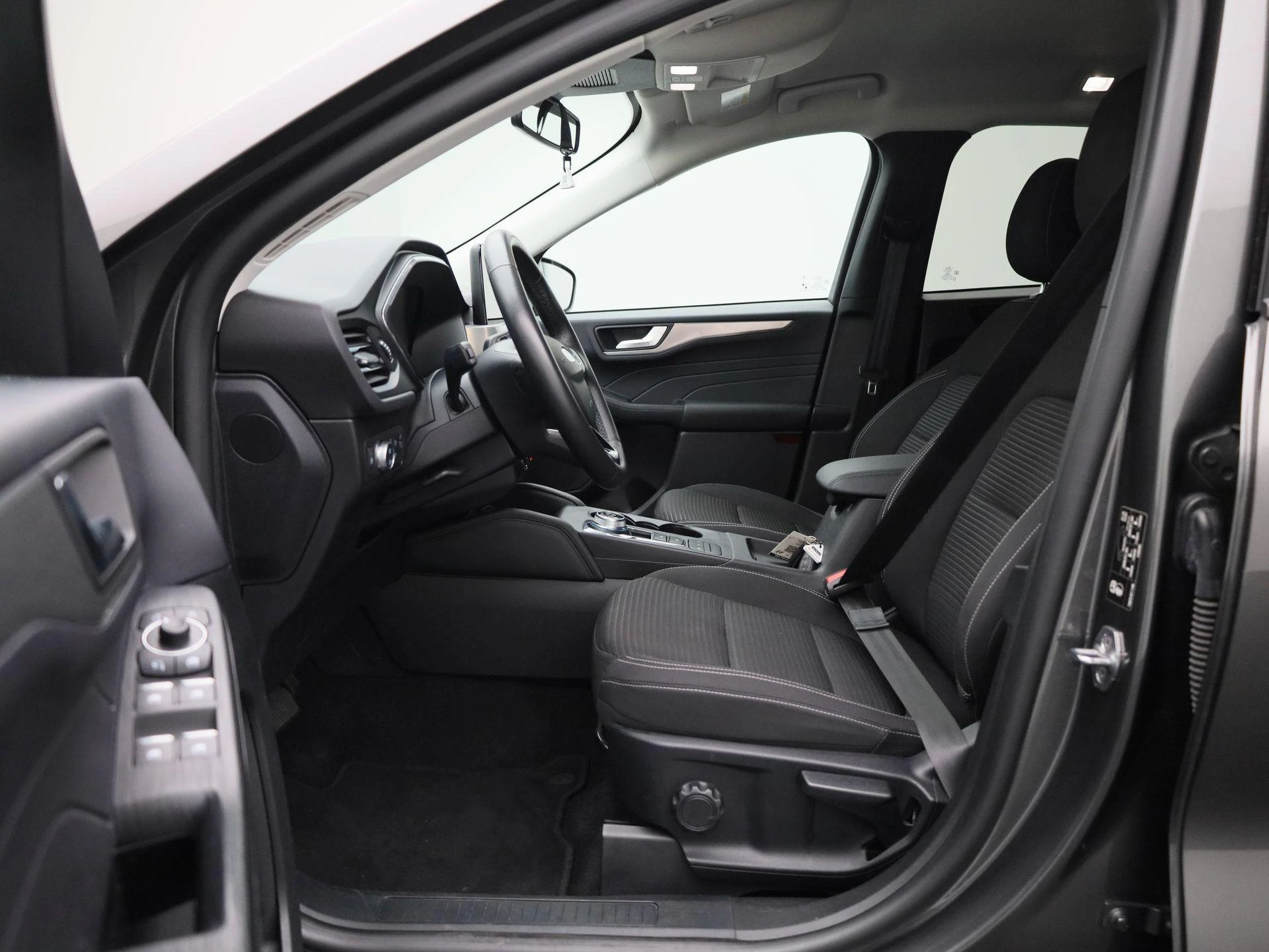 Ford-Kuga-image-12