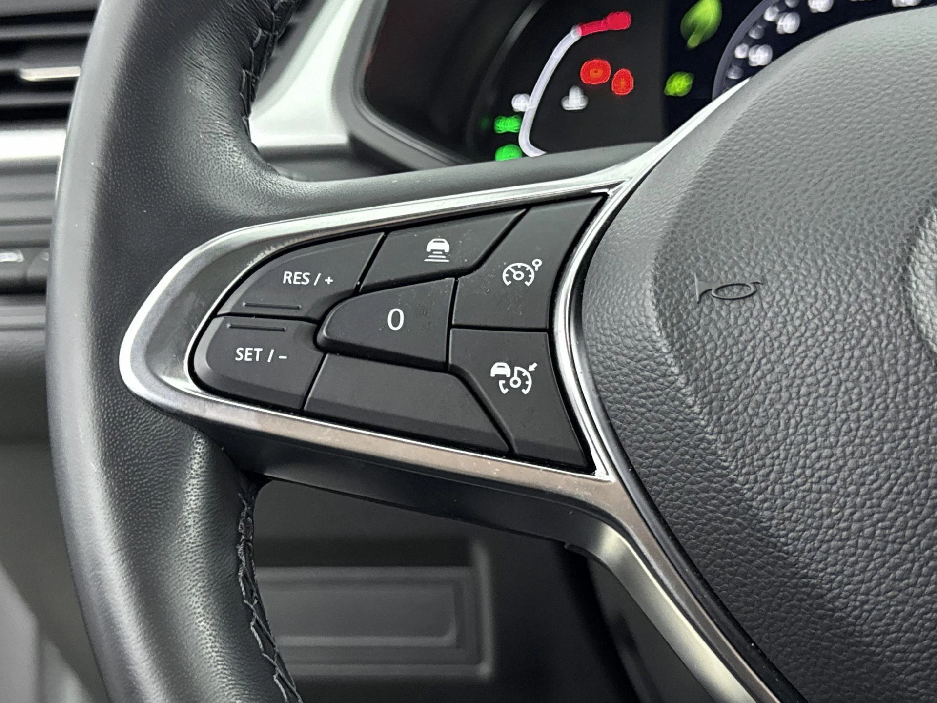 Renault-Captur-image-5