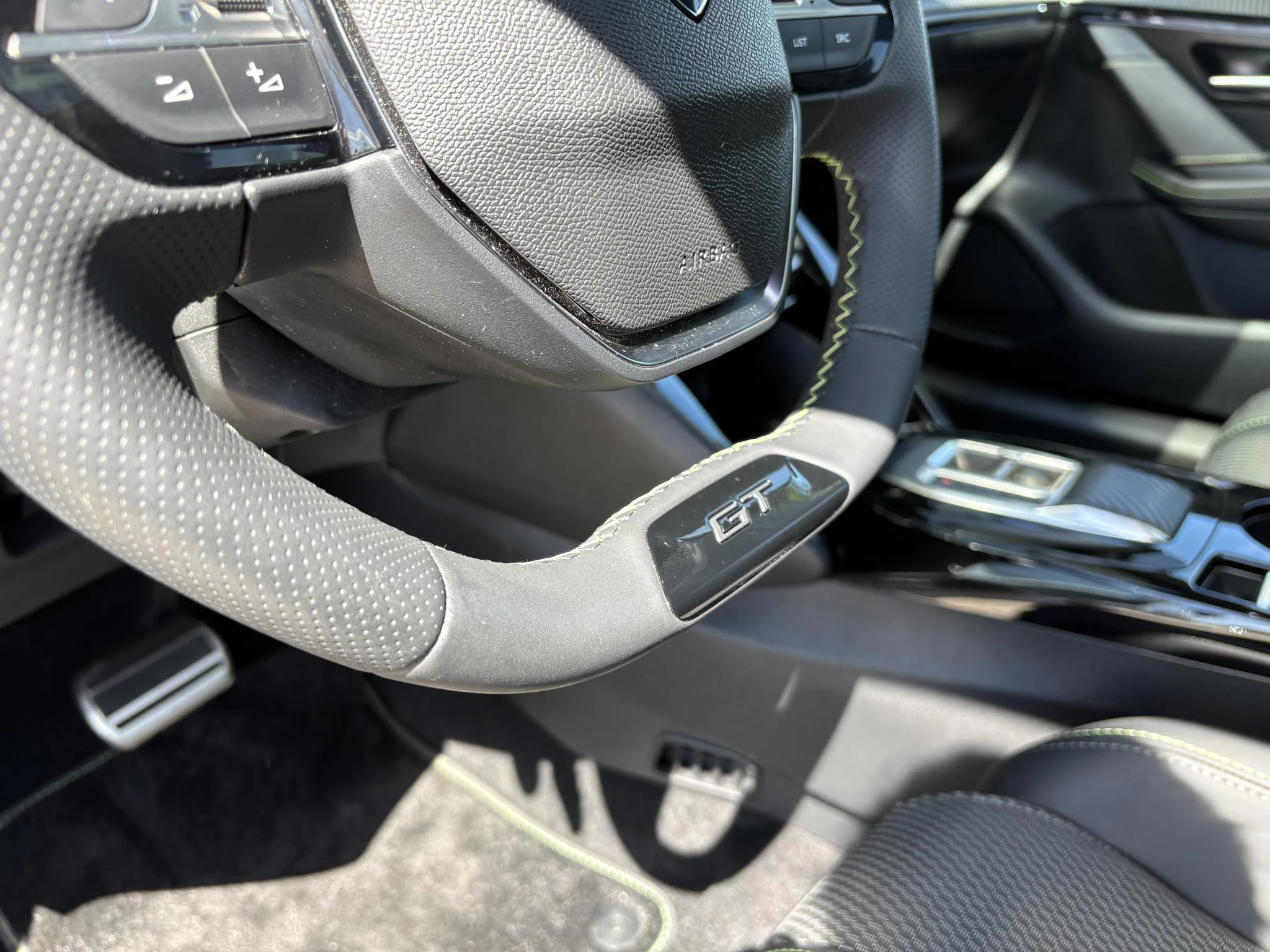 Peugeot 208 Hybrid 100 e-DSC6 GT