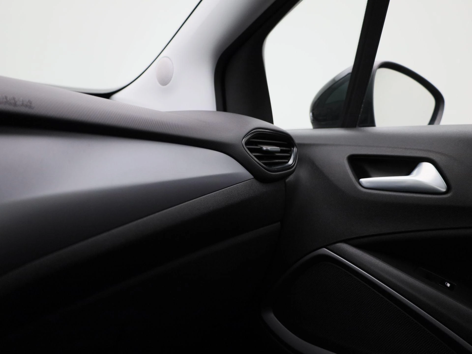 Opel-Crossland-image-28
