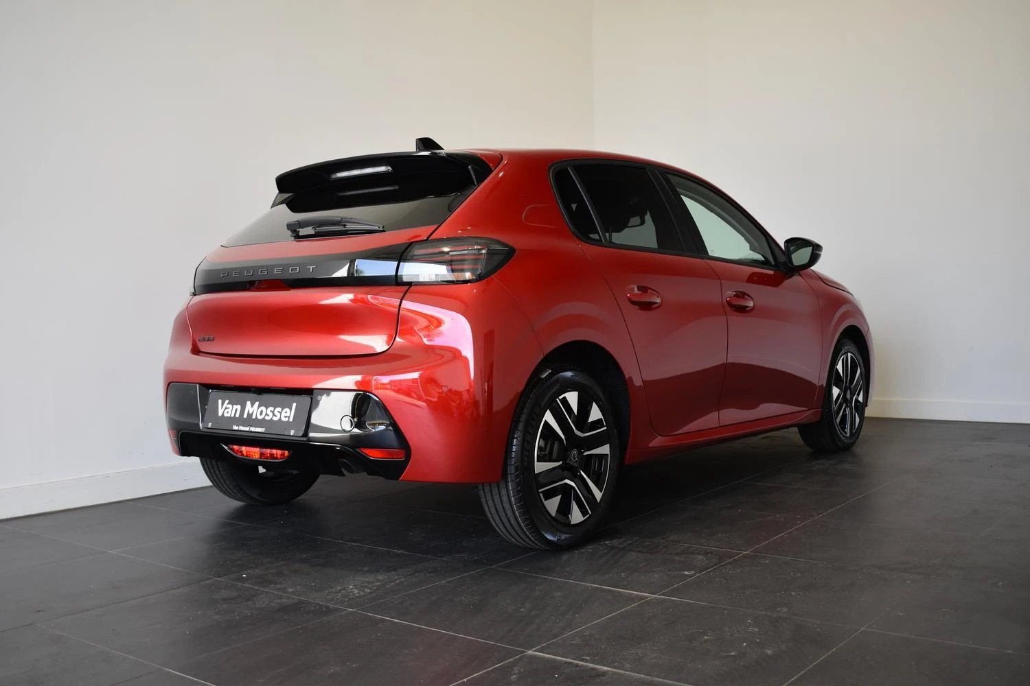 Peugeot-208-image-1