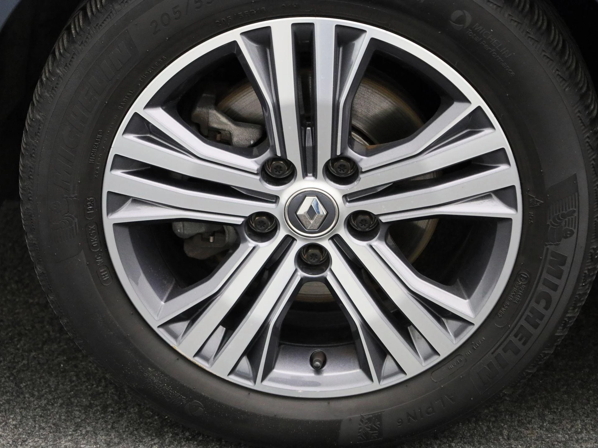 Renault-Mégane-image-11