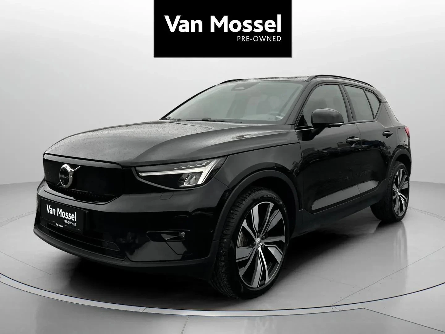 Volvo-XC40-image-0