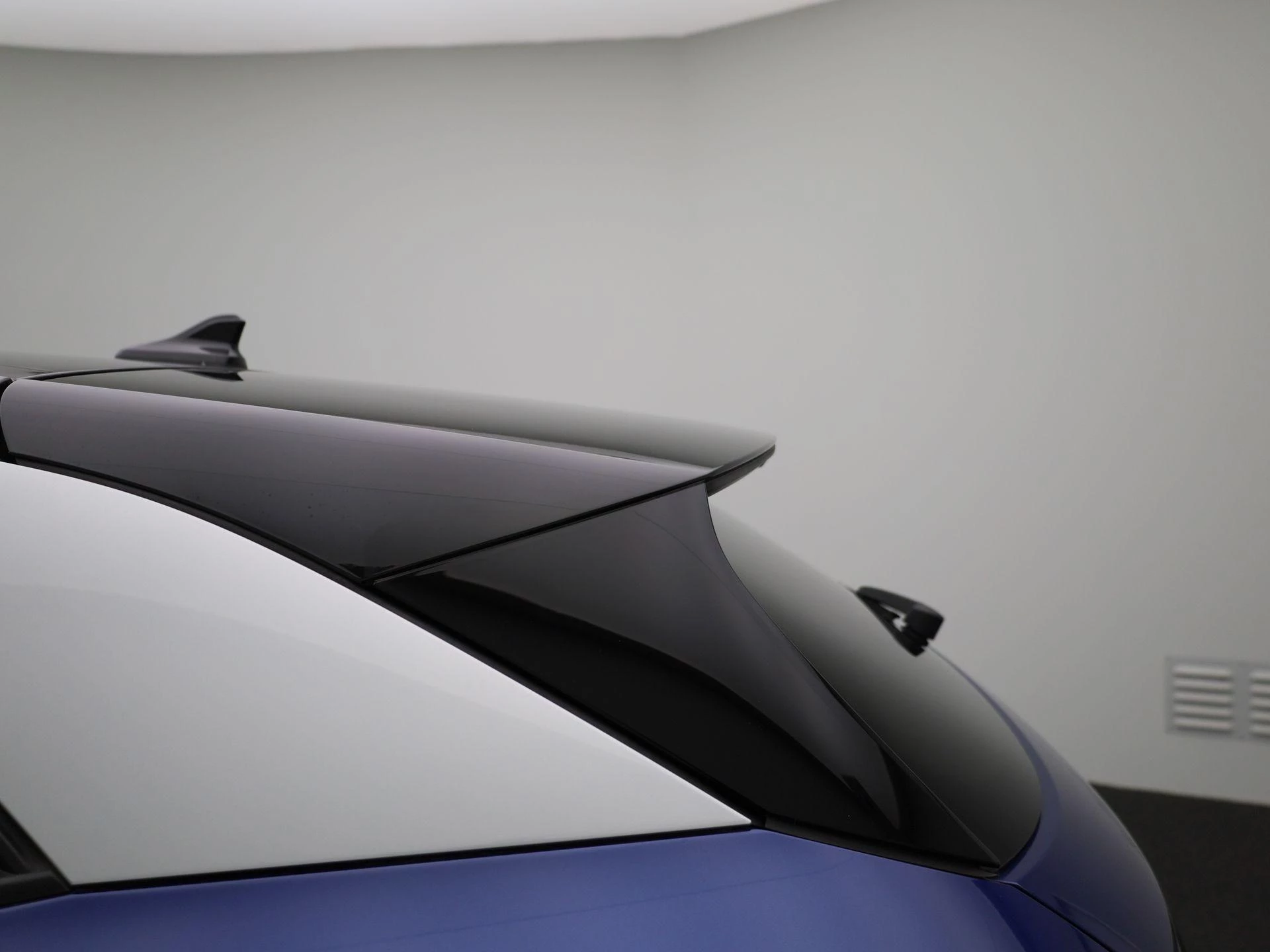 Volkswagen-ID.4-image-43
