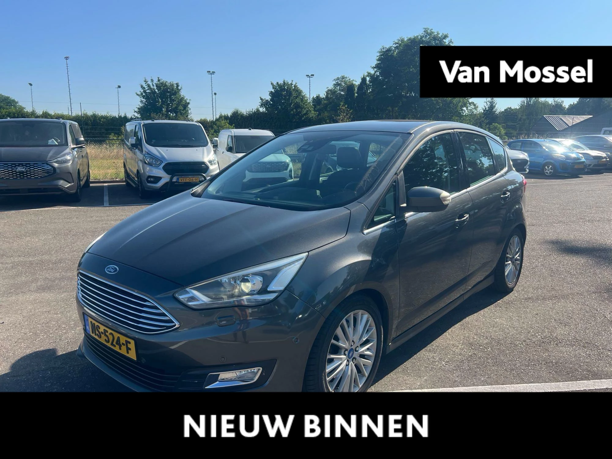 Ford-C-MAX-image-0