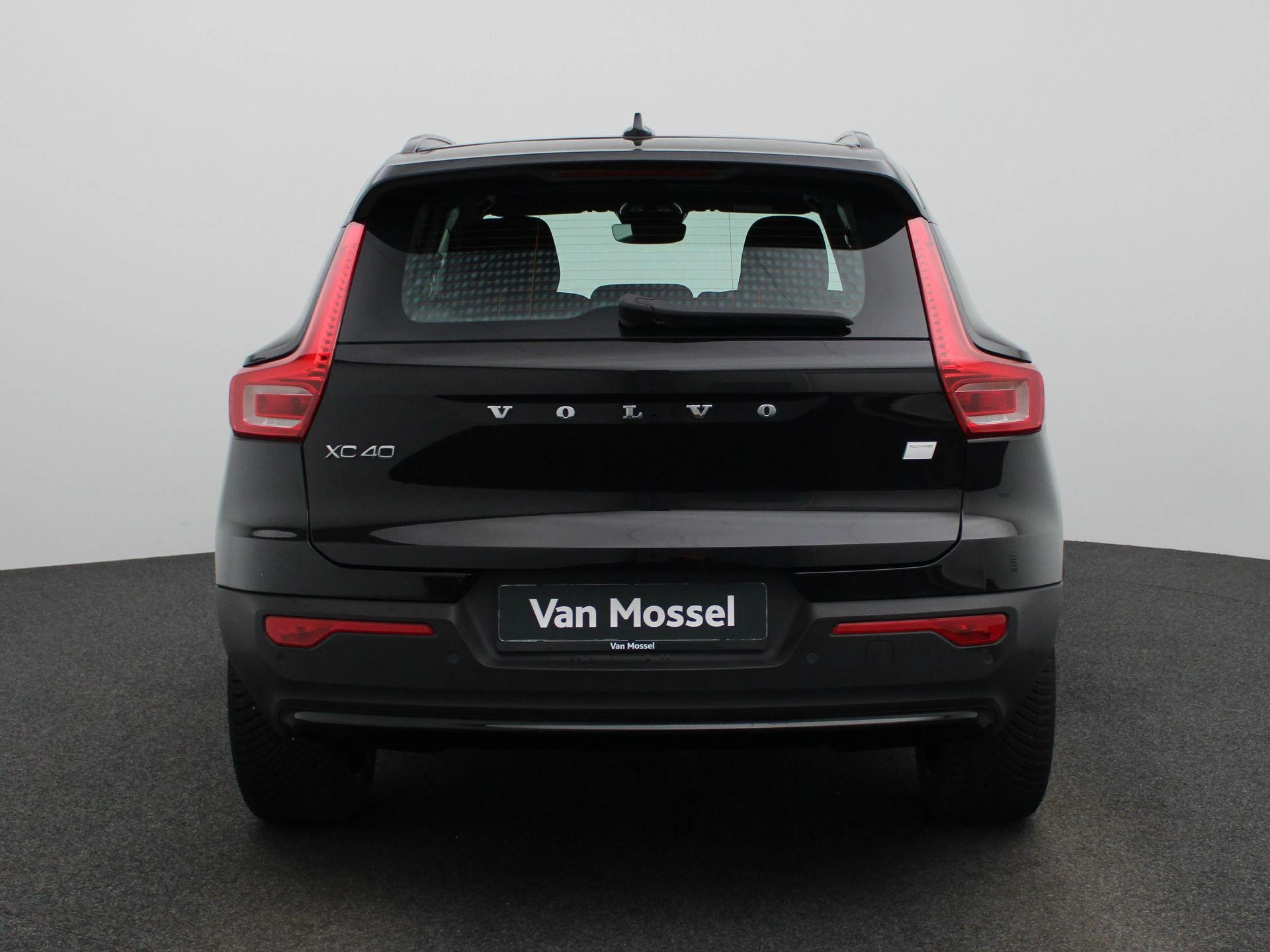 Volvo-XC40-image-4