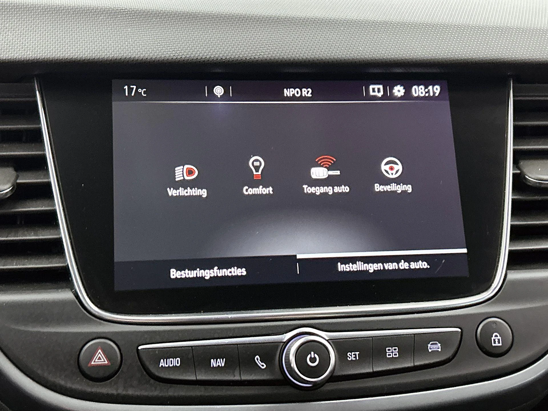 Opel-Crossland X-image-11