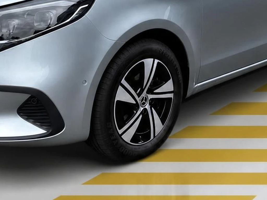 Mercedes-Benz-V-Klasse-image-5