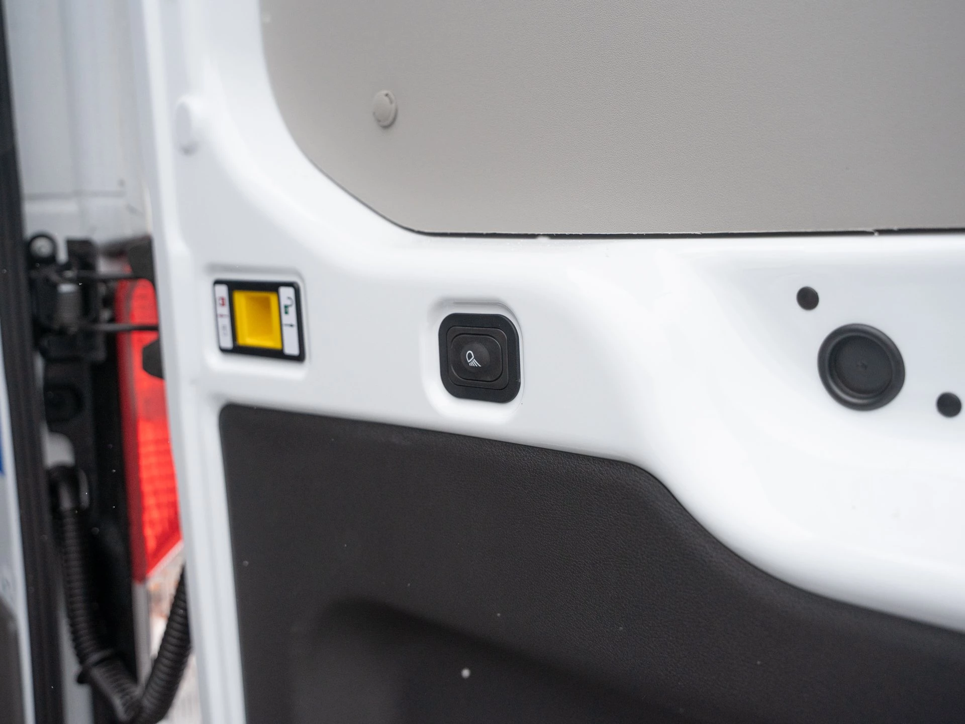 Ford Transit 350L3H2 89kWh Heckantrieb Trend Kasten-LKW Sonderpreis inkl. EUR 11.000.- Macher-Prämie