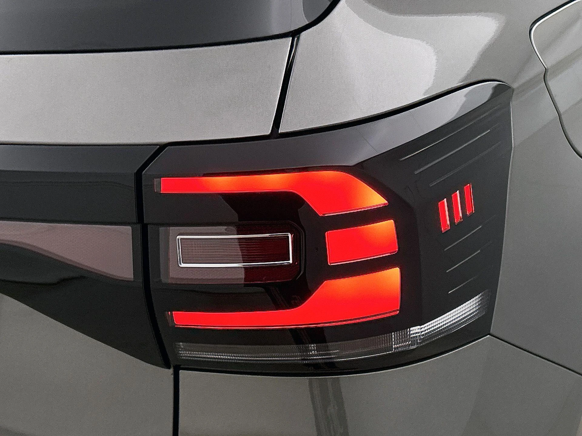 Volkswagen-T-Cross-image-15