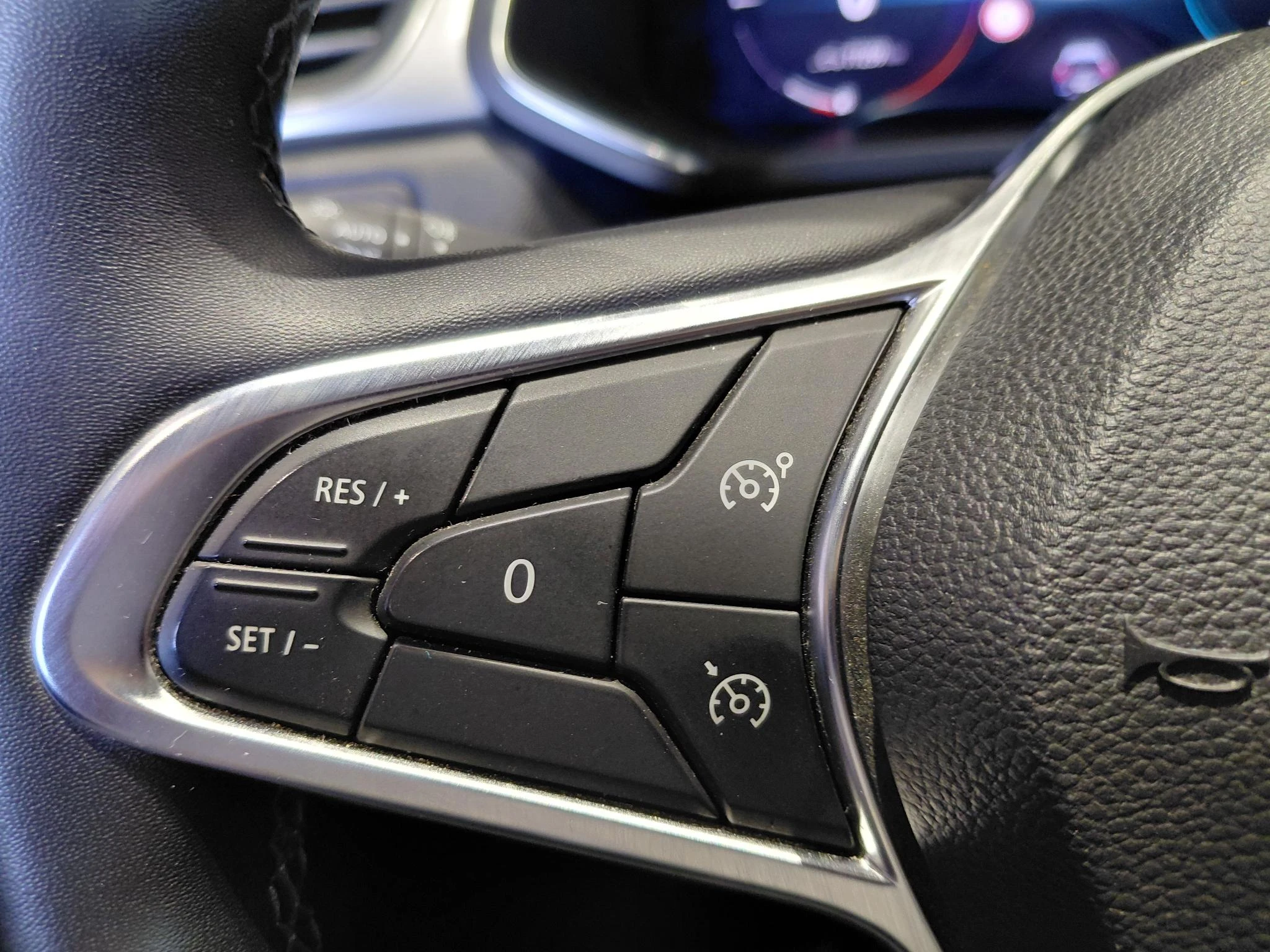 Renault-Captur-image-25