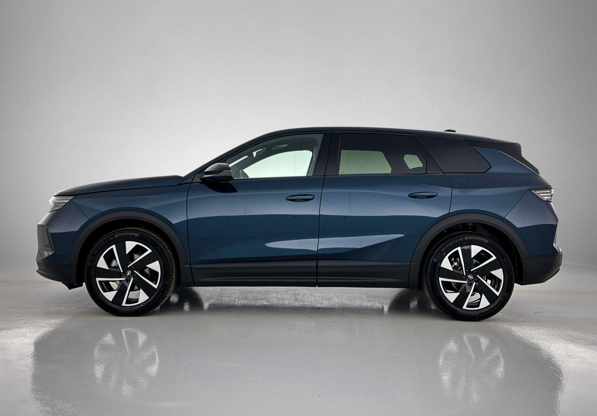 Opel-Grandland-image-2