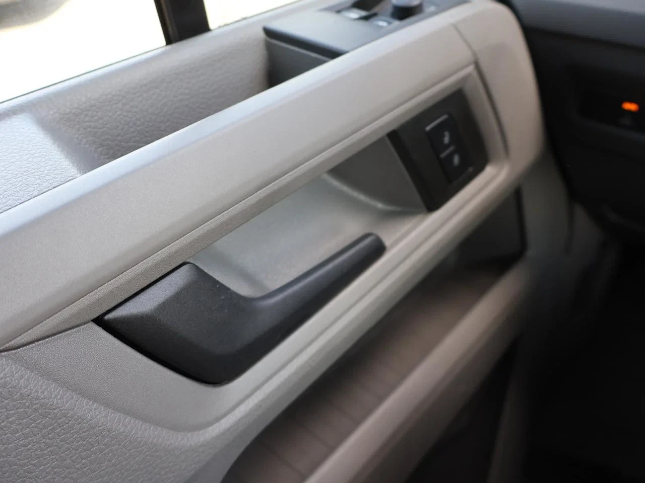 Volkswagen-Crafter-image-22