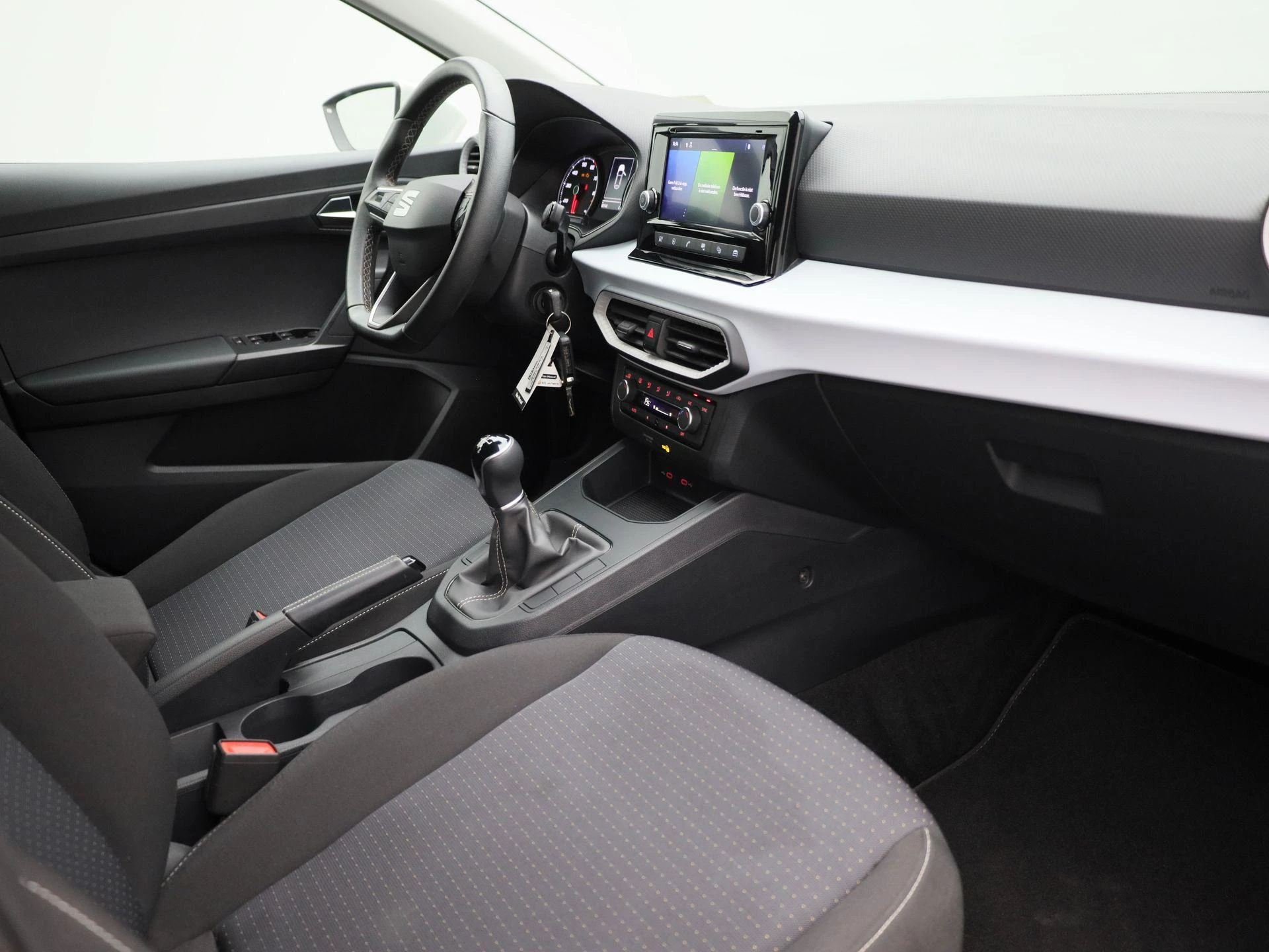 SEAT-Ibiza-image-31
